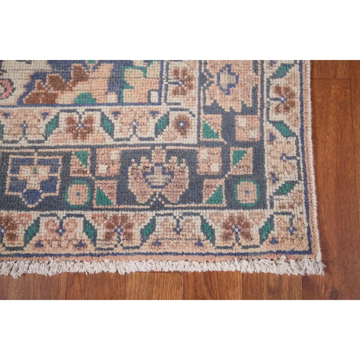 Distressed Pink Bakhtiari Antique Persian Rug Hand-Knotted Wool Carpet - 4'1 x 7'7
