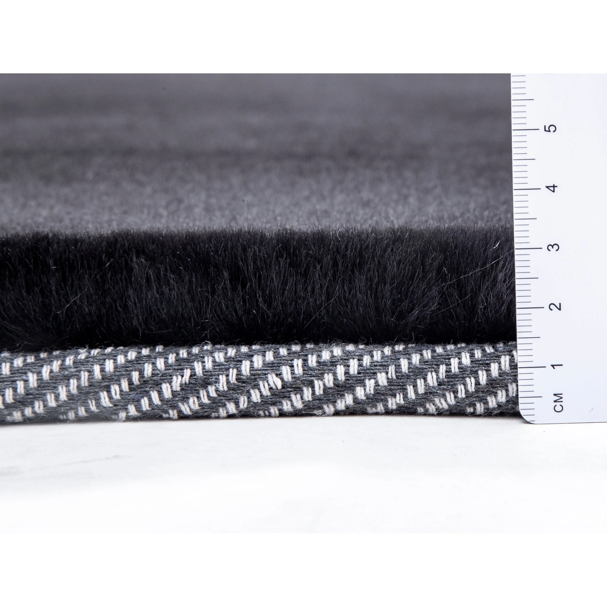Faux-Rabbit Collection Beautiful Faux-Fur Rug