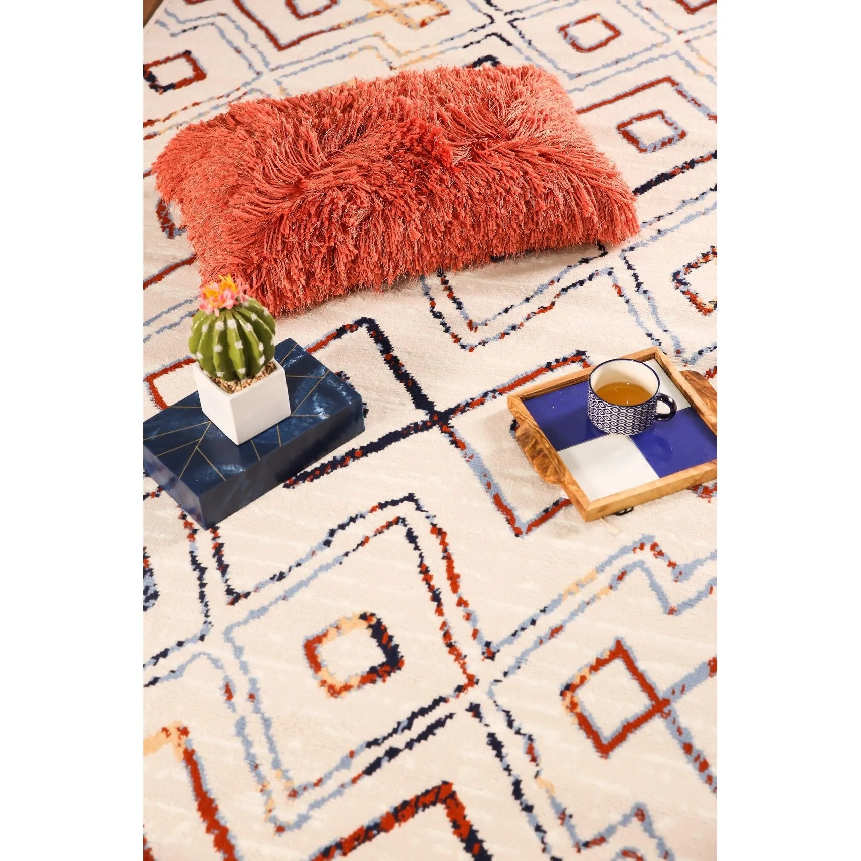 Furnish My Place Moroccan Style Rug - Ivory. Distressed Rug
