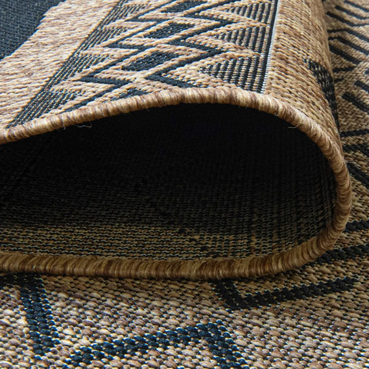 Gertmenian Paseo Orin Chestnut Brown Rustic Tribal Bear Indoor/ Outdoor Area Rug