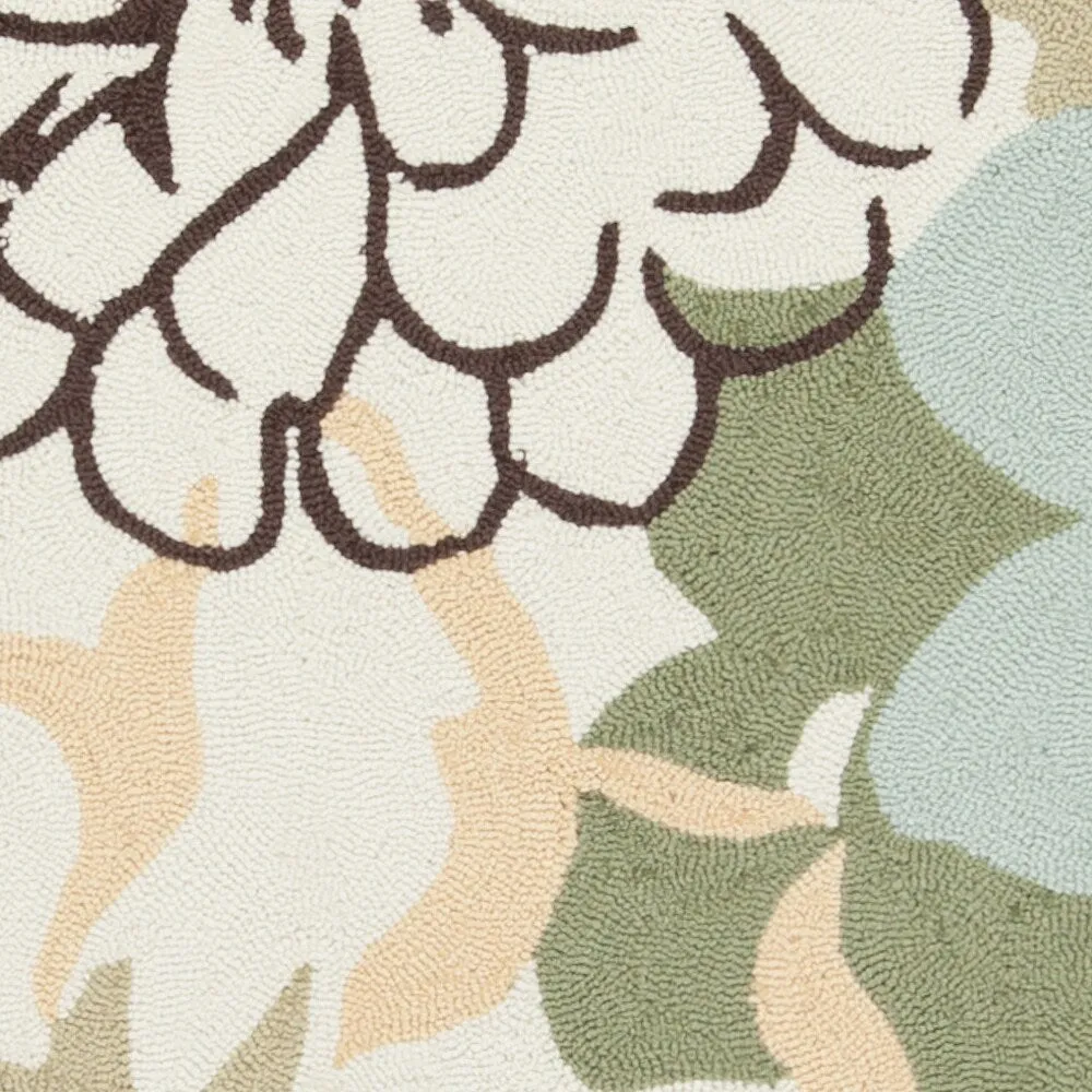 Hand-hooked Farmington Green Area Rug