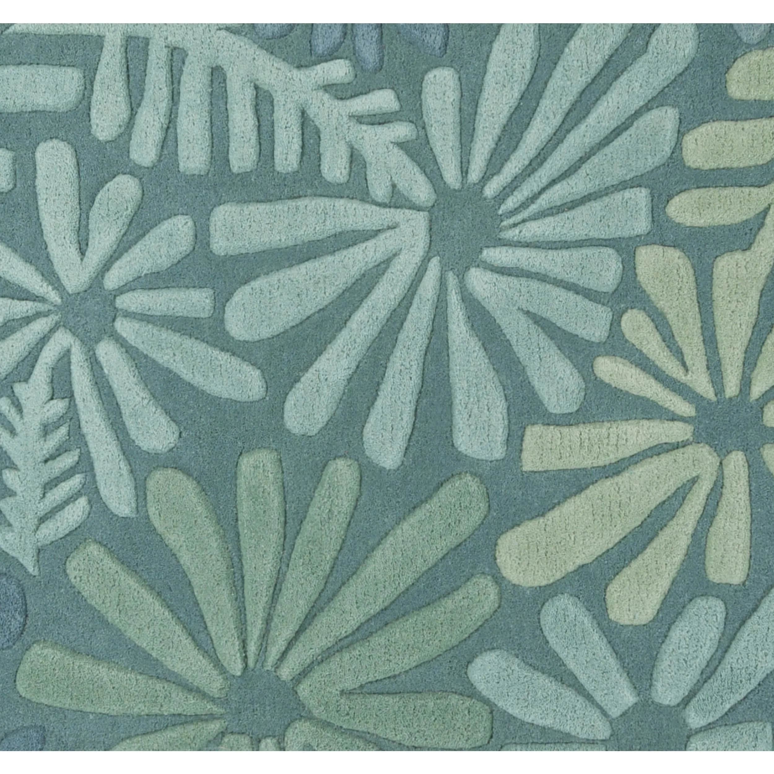 Hand-tufted Billie Floral Indoor Area Rug