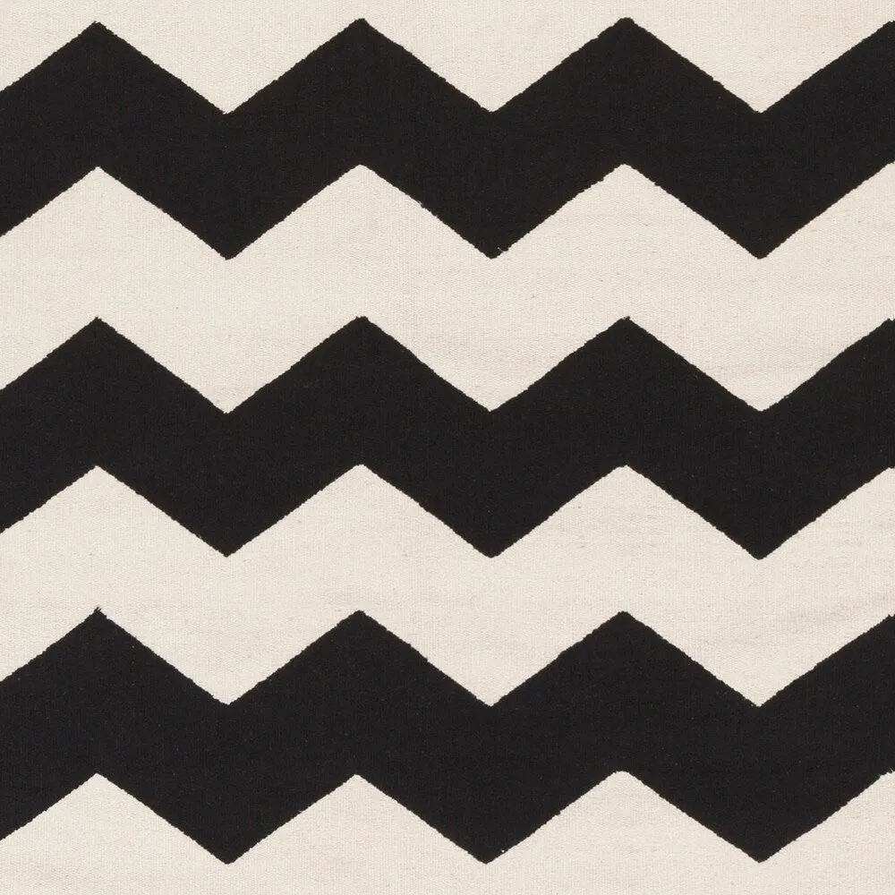 Hand-Woven Macy Chevron Cotton Rug