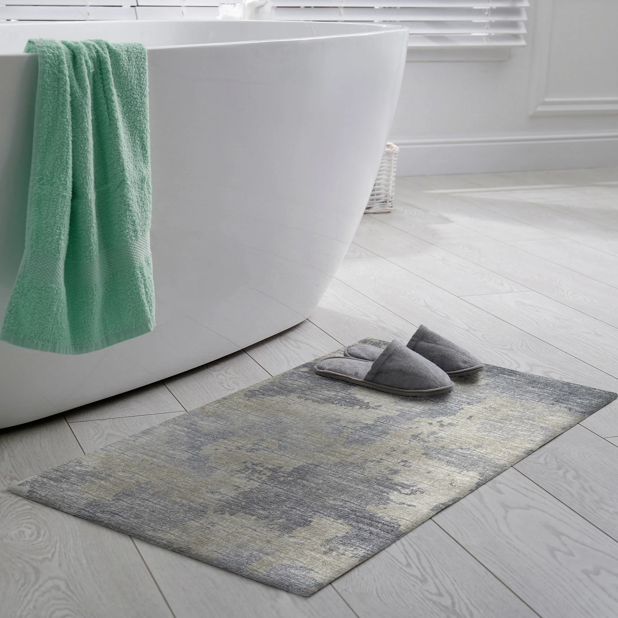 Indoor/ Outdoor Accord Modern Polyester Washable Rug New