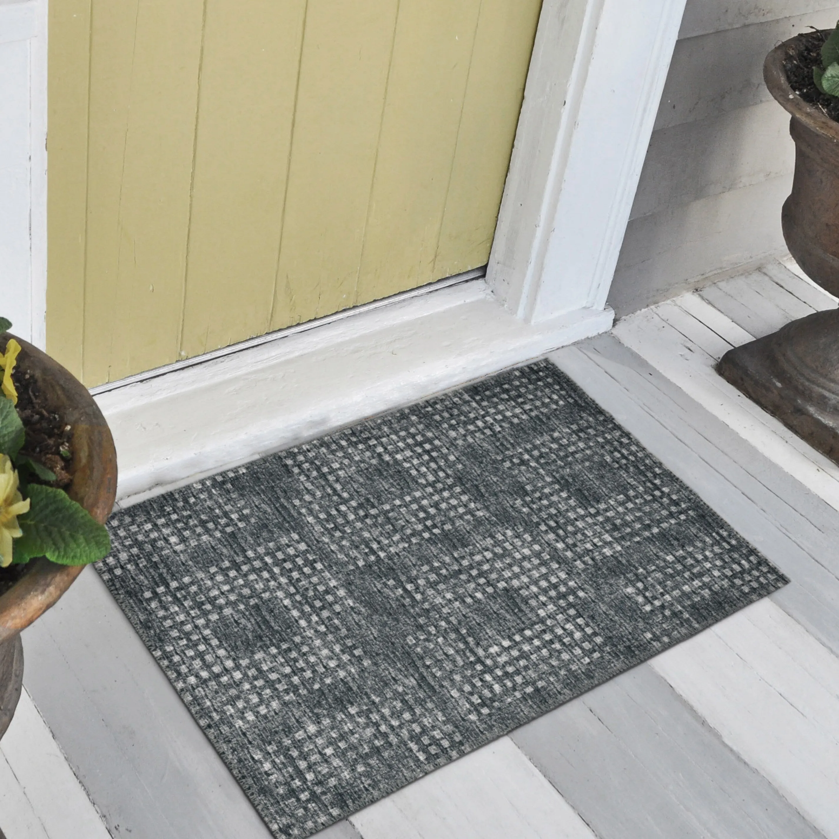 Indoor/ Outdoor Eleanor Modern Houndstooth Washable Rug