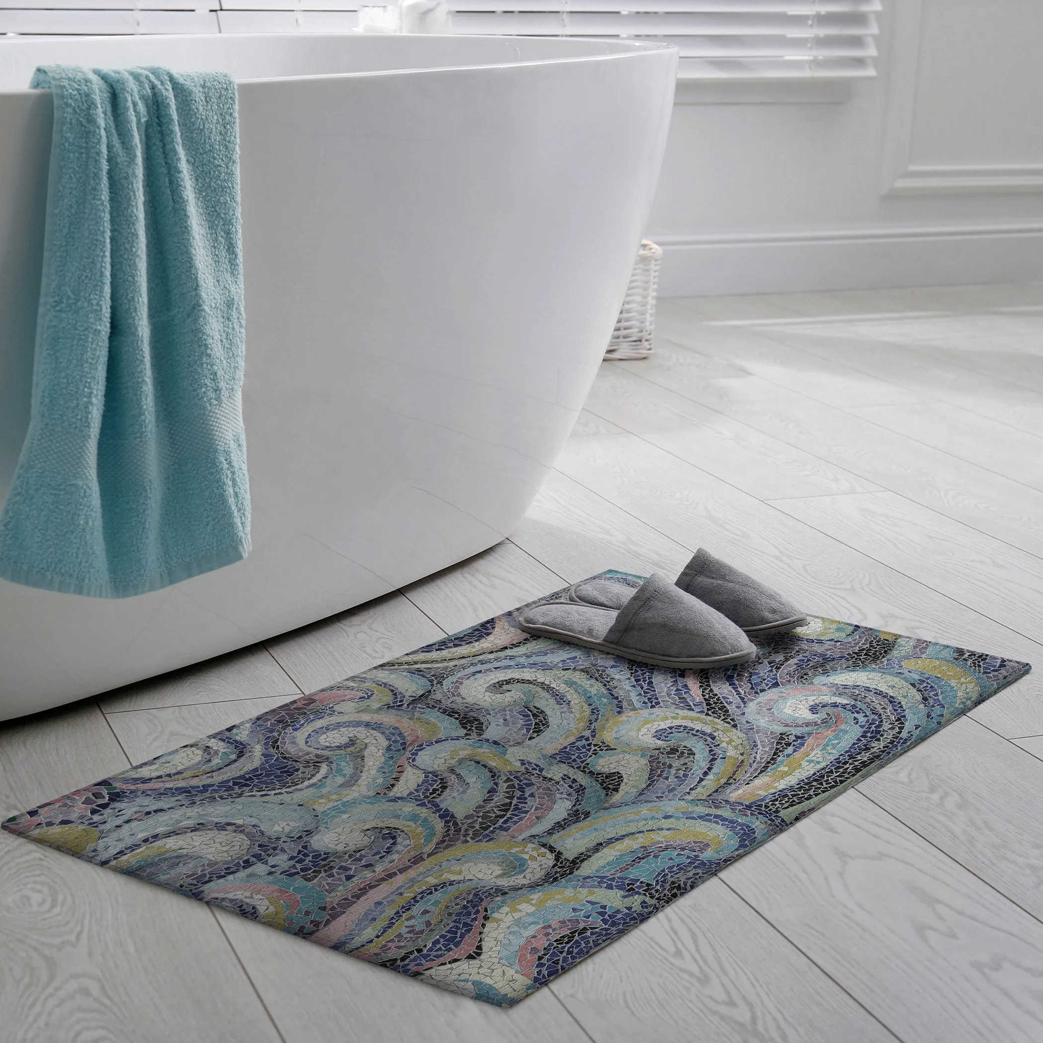 Indoor/ Outdoor Surfside Mosaic Waves Washable Rug New