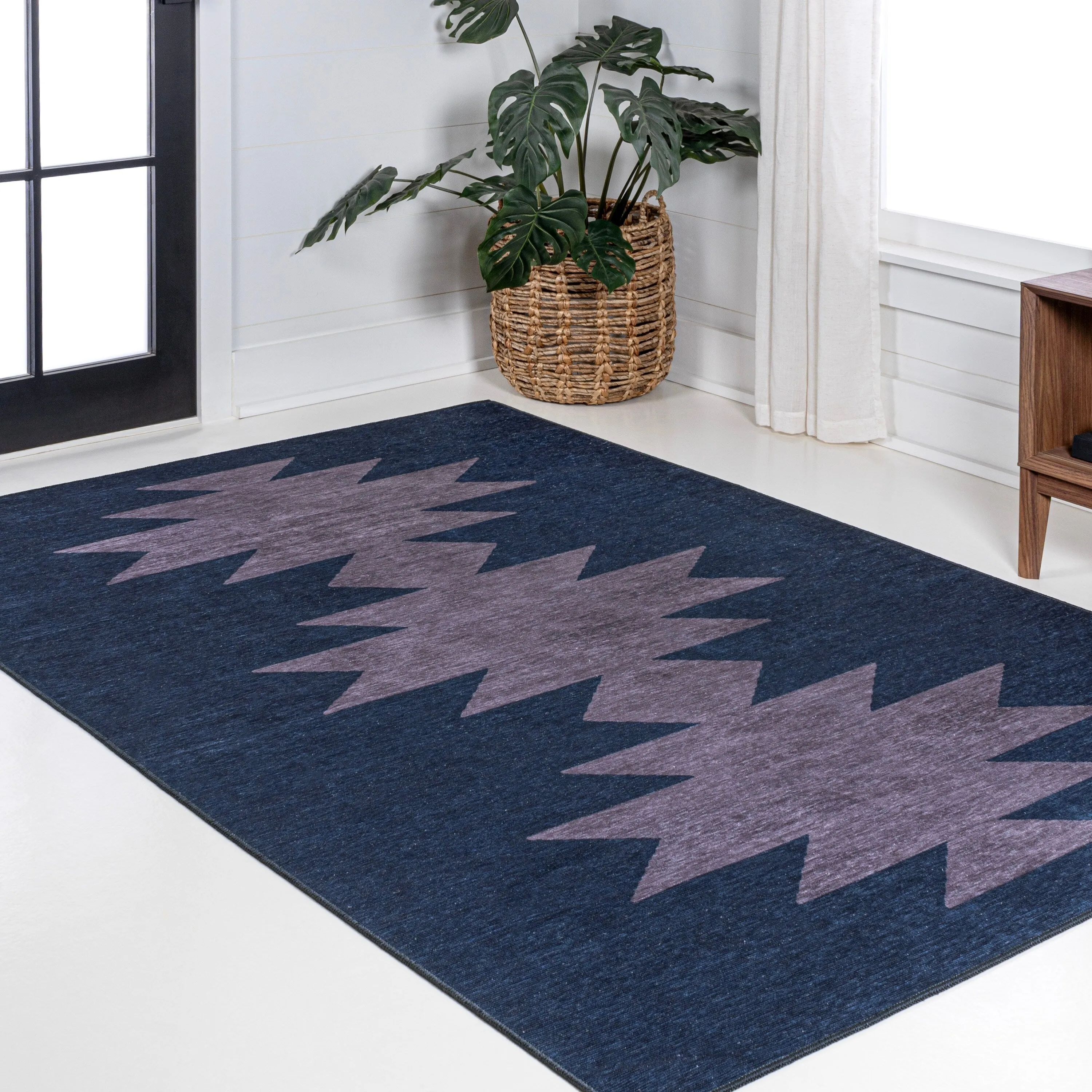 JONATHAN Y Adriel Solid Low-Pile Machine Washable Area Rug