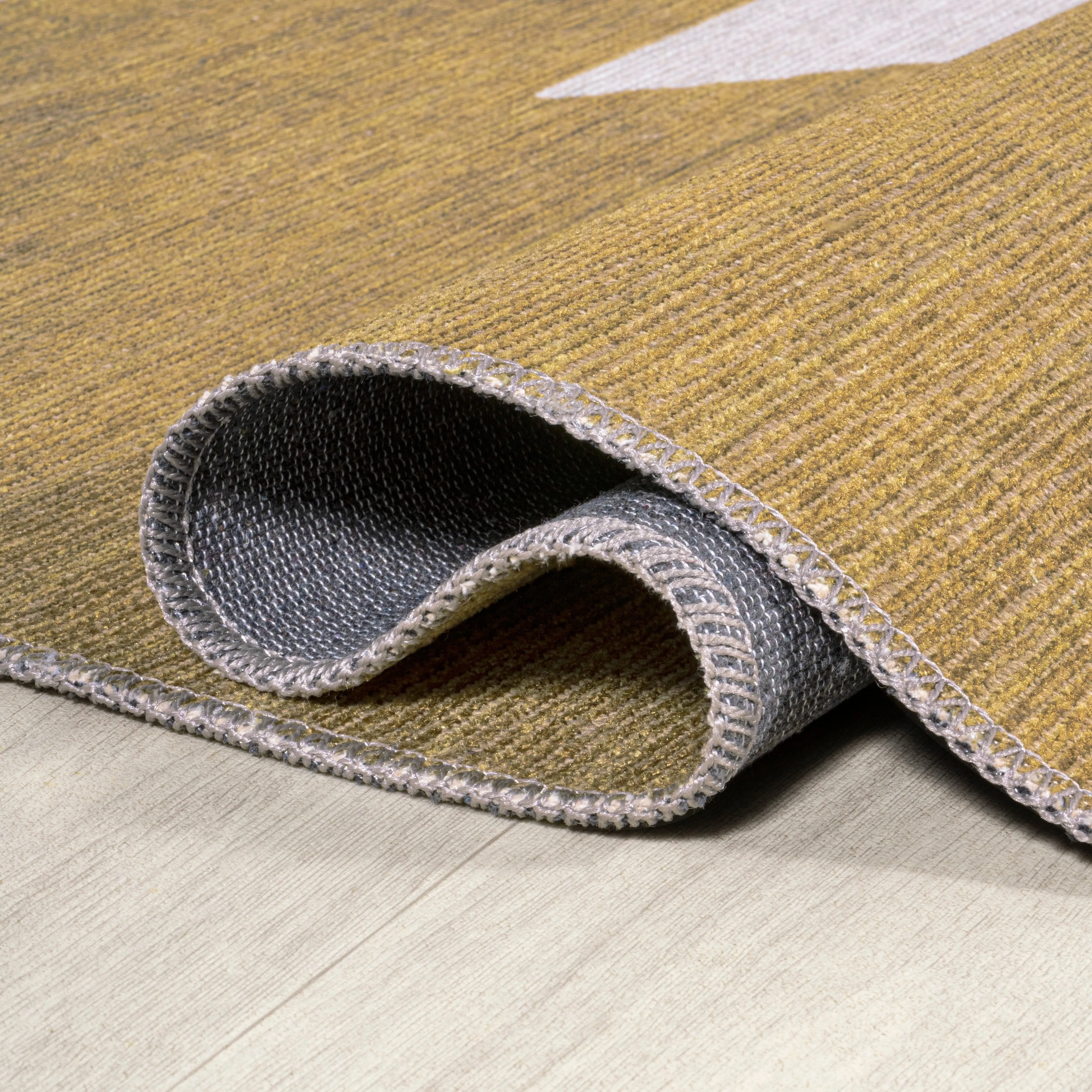 JONATHAN Y Adriel Solid Low-Pile Machine Washable Area Rug