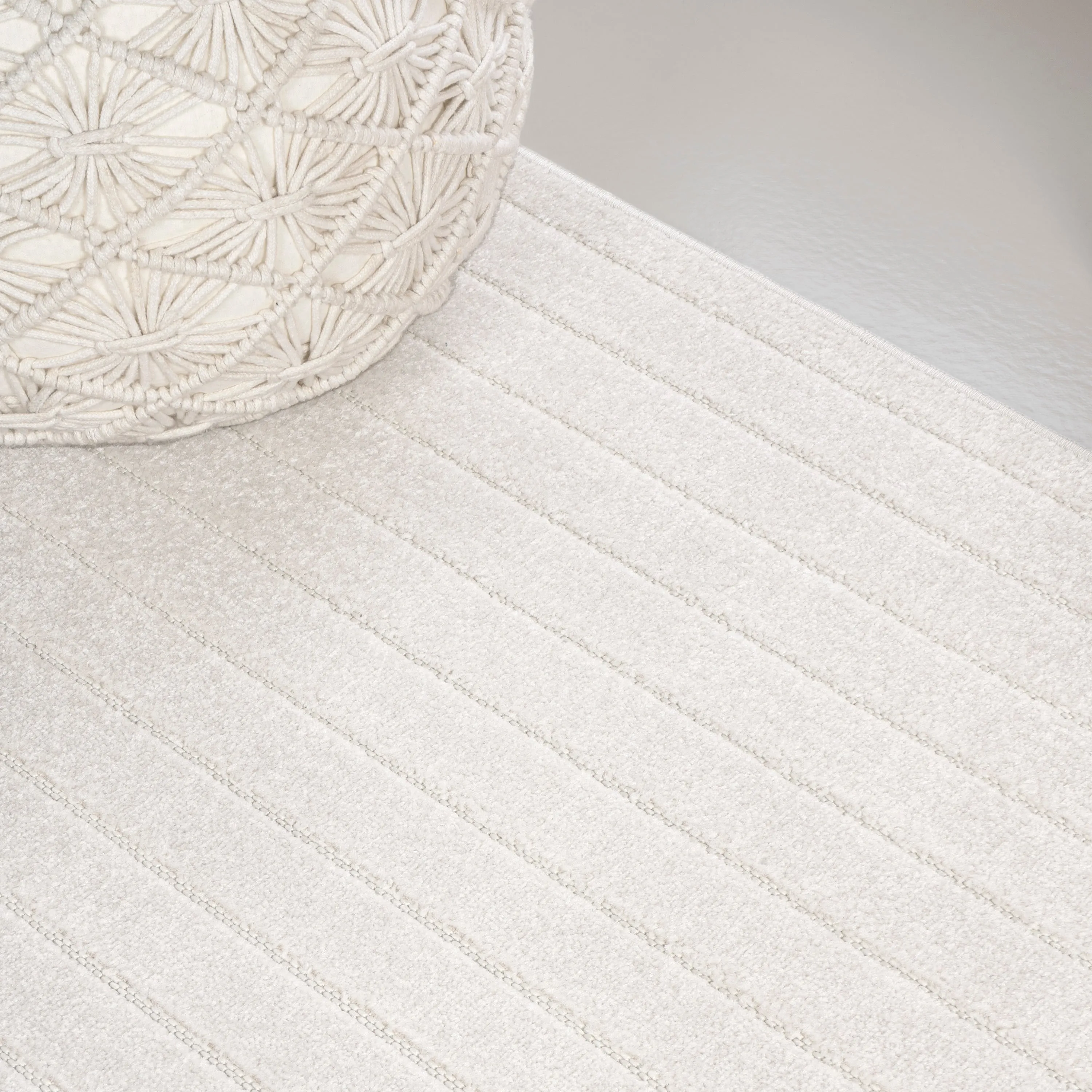 JONATHAN Y Anders High-Low Modern Scandinavian Arch Stripe Monotone Ivory Indoor/Outdoor Rug