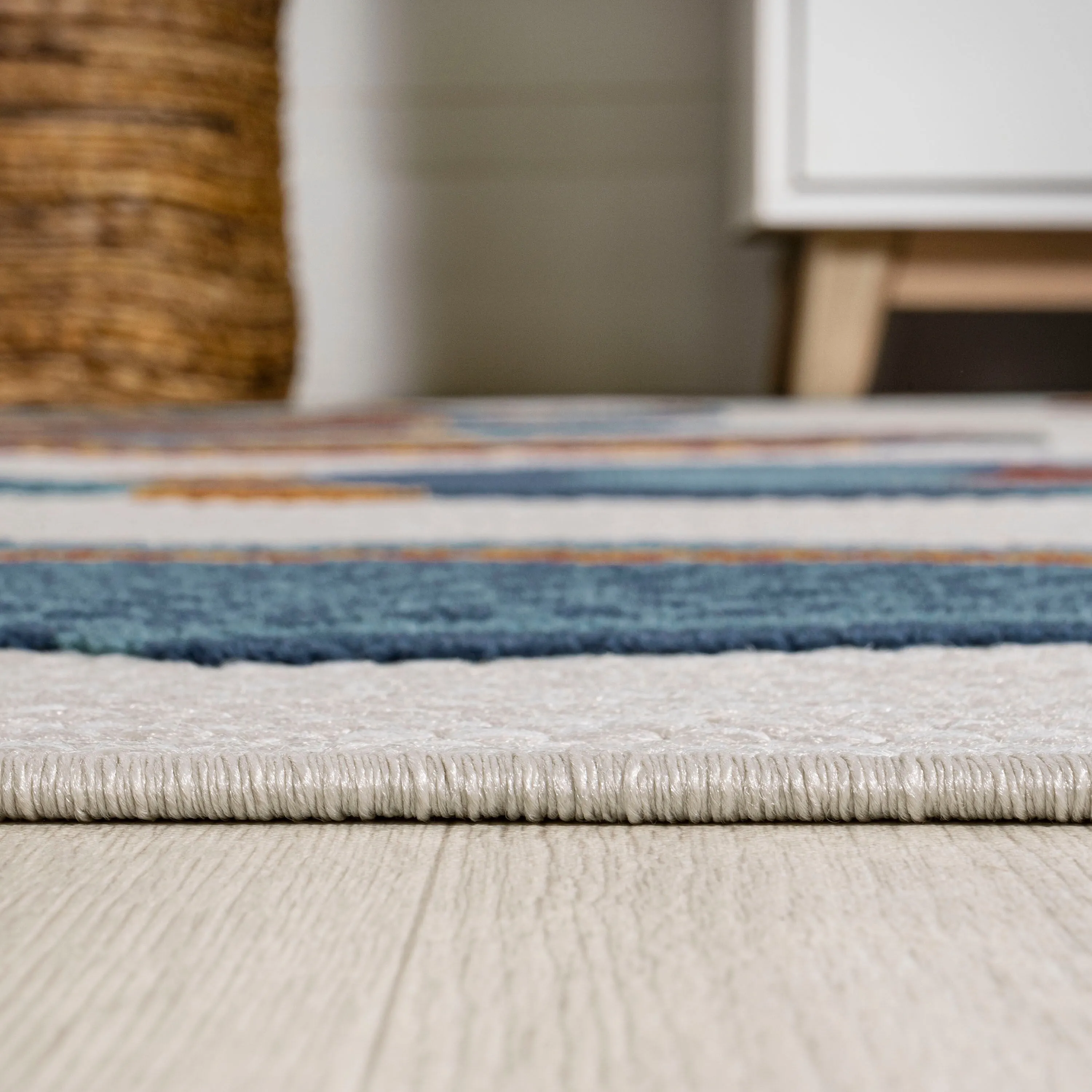 JONATHAN Y Aranciata Modern Fish High-Low Indoor/Outdoor Area Rug