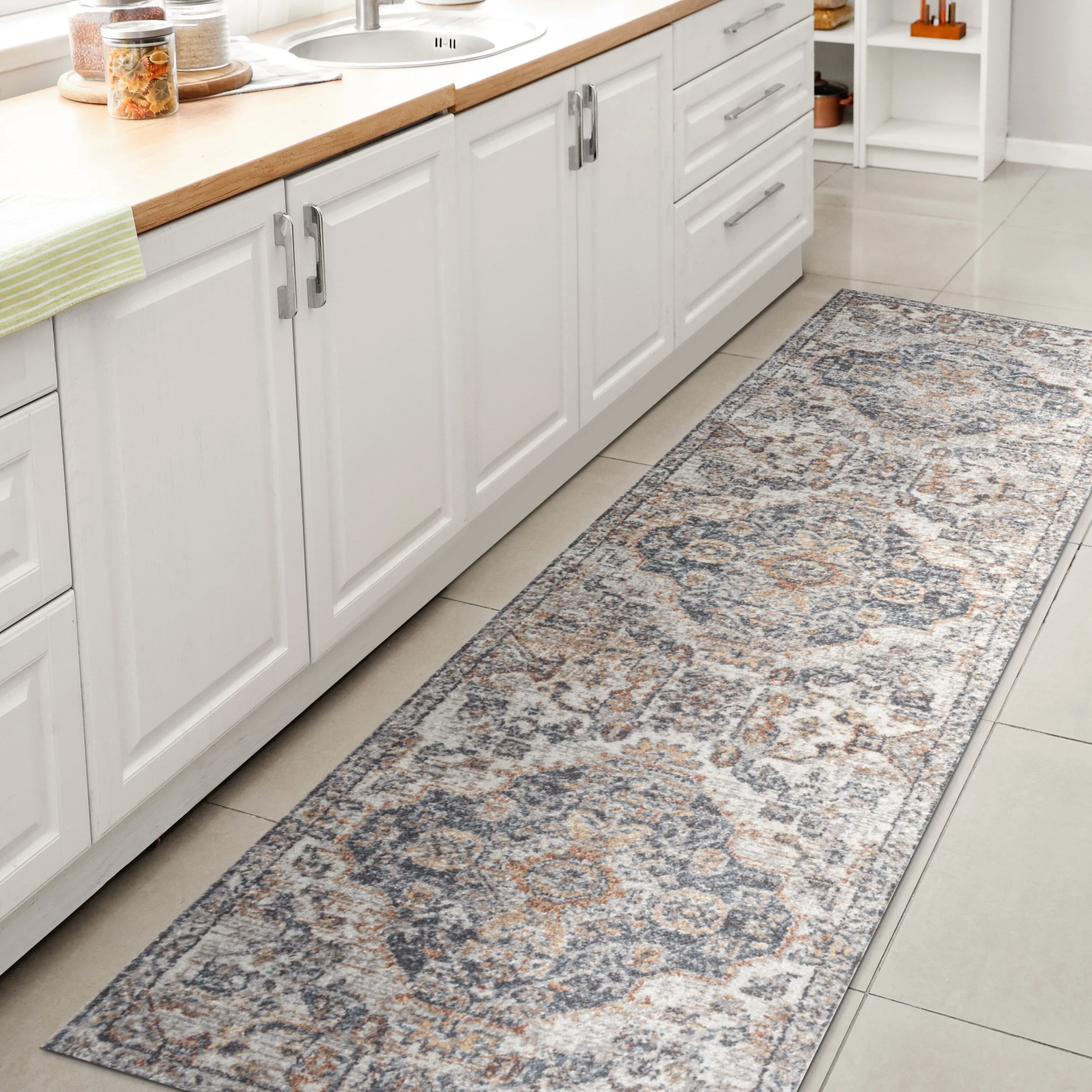 JONATHAN Y Brandy Bohemian Medallion Low-Pile Machine-Washable Cream/Terra Area Rug