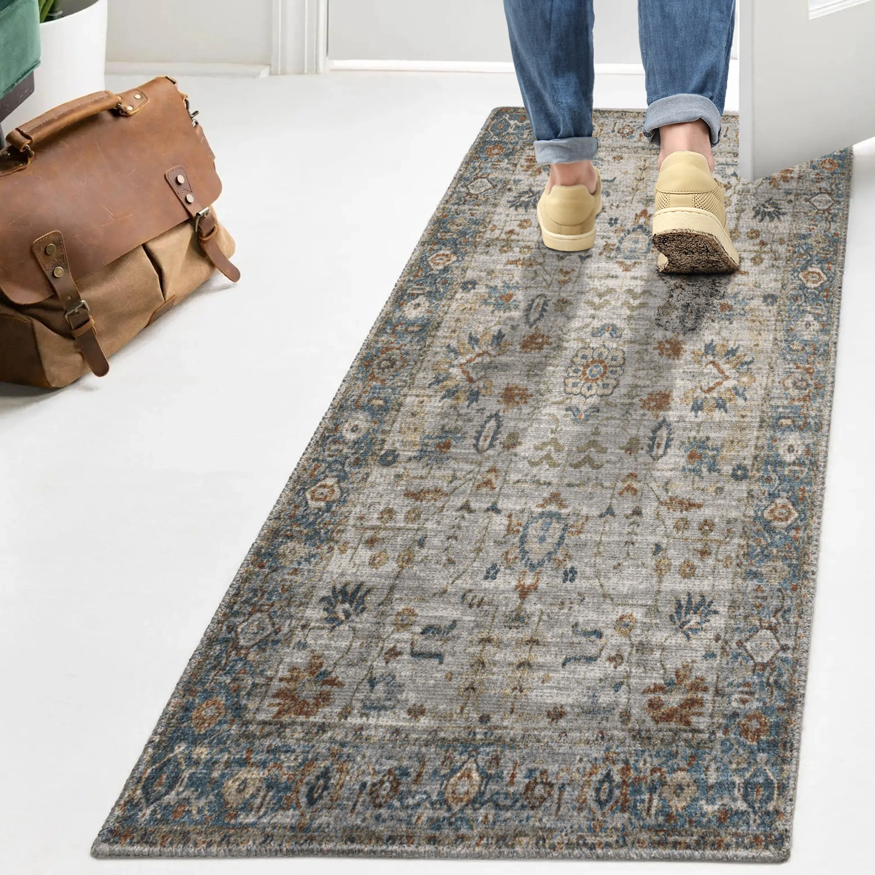 JONATHAN Y Edith Persian Border Low-Pile Machine-Washable Cream/Terra Area Rug