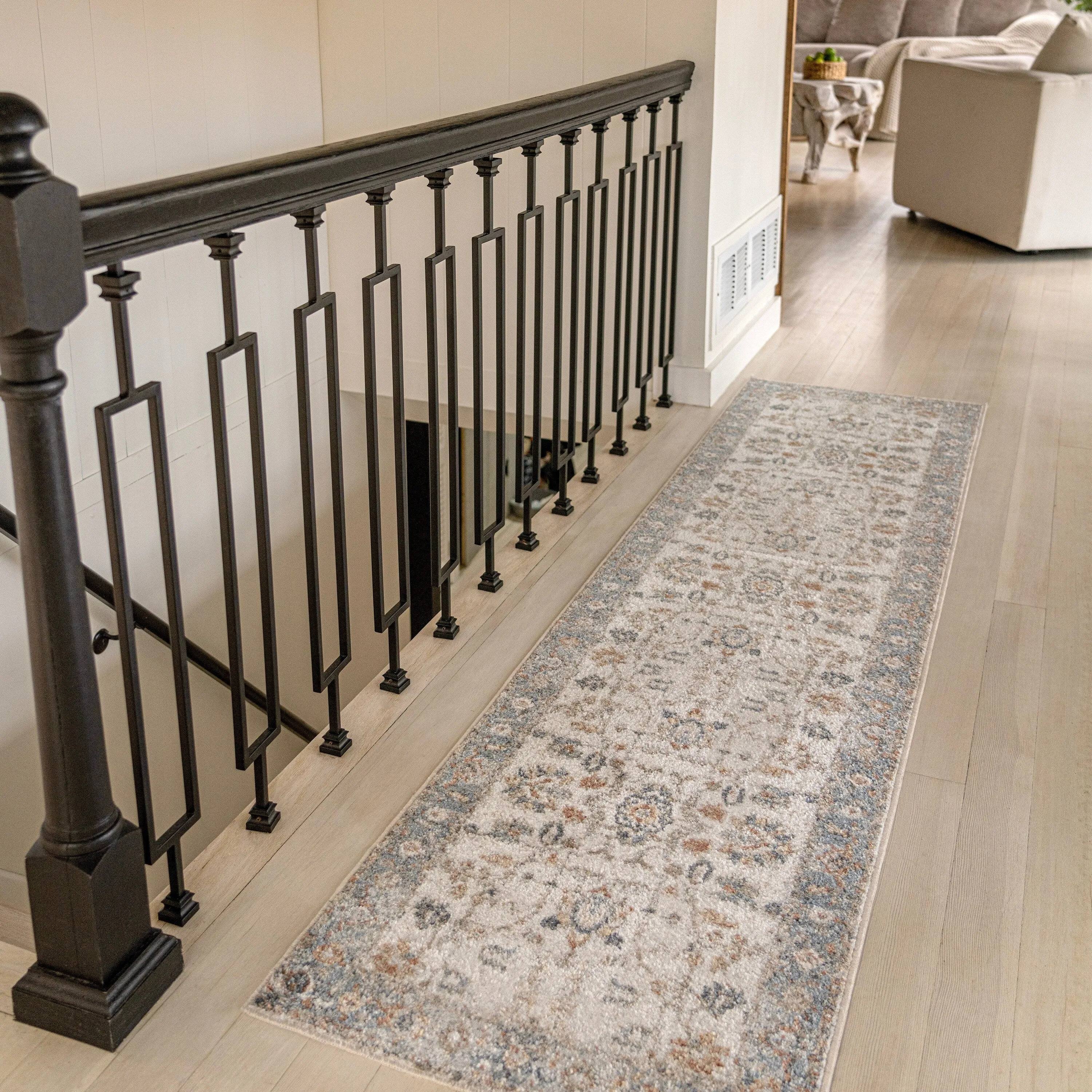 JONATHAN Y Edith Persian Border Low-Pile Machine-Washable Cream/Terra Area Rug