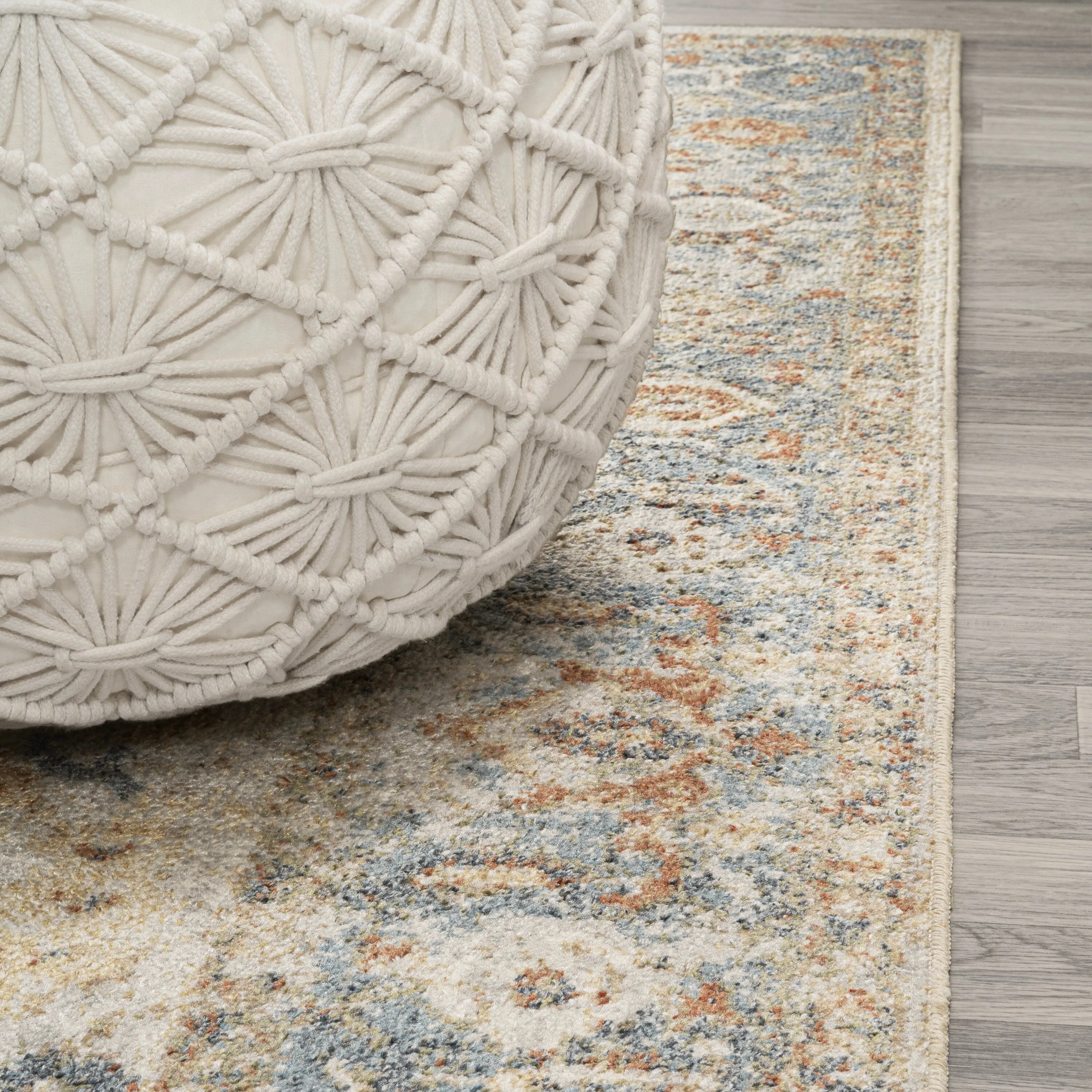 JONATHAN Y Edith Persian Border Low-Pile Machine-Washable Cream/Terra Area Rug