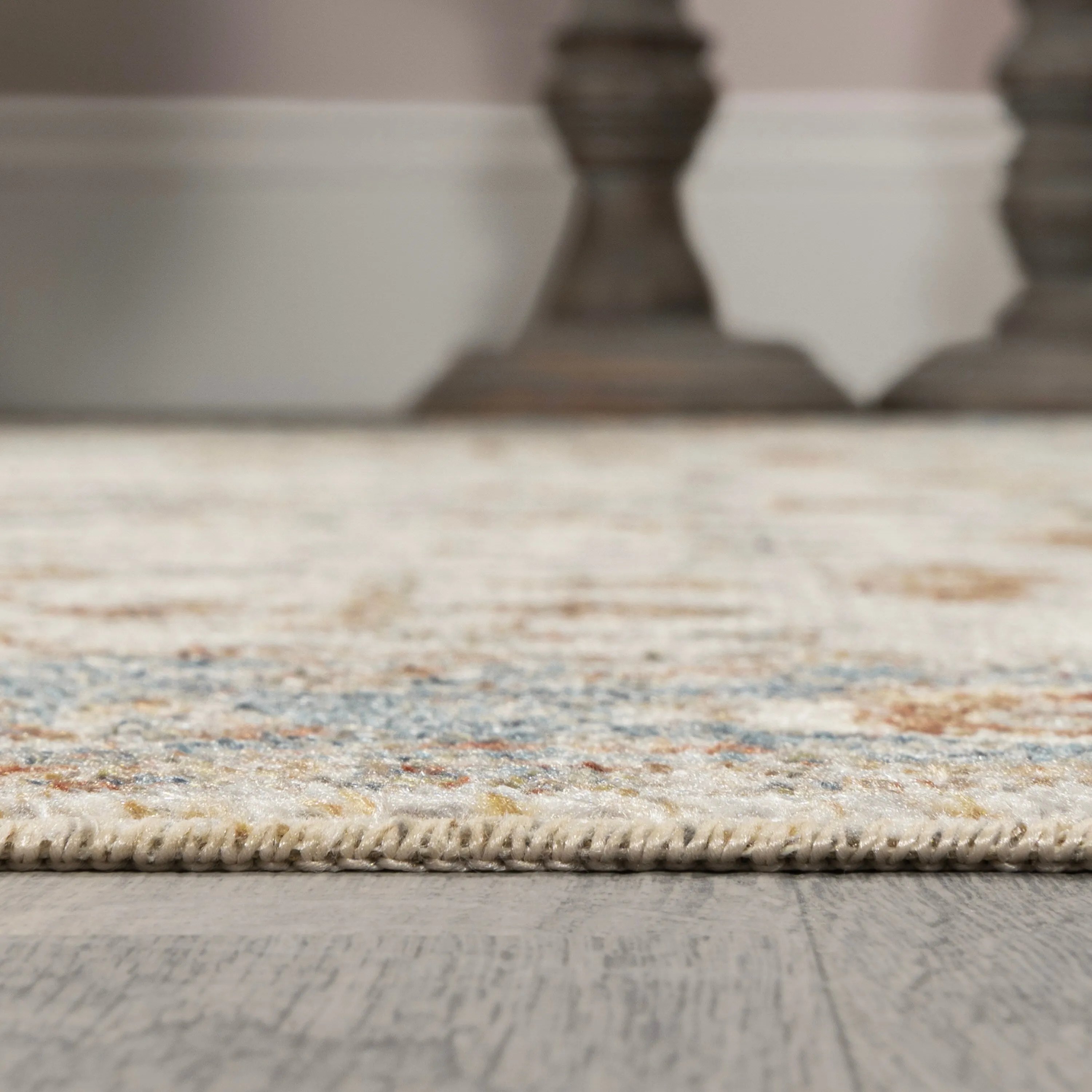 JONATHAN Y Edith Persian Border Low-Pile Machine-Washable Cream/Terra Area Rug