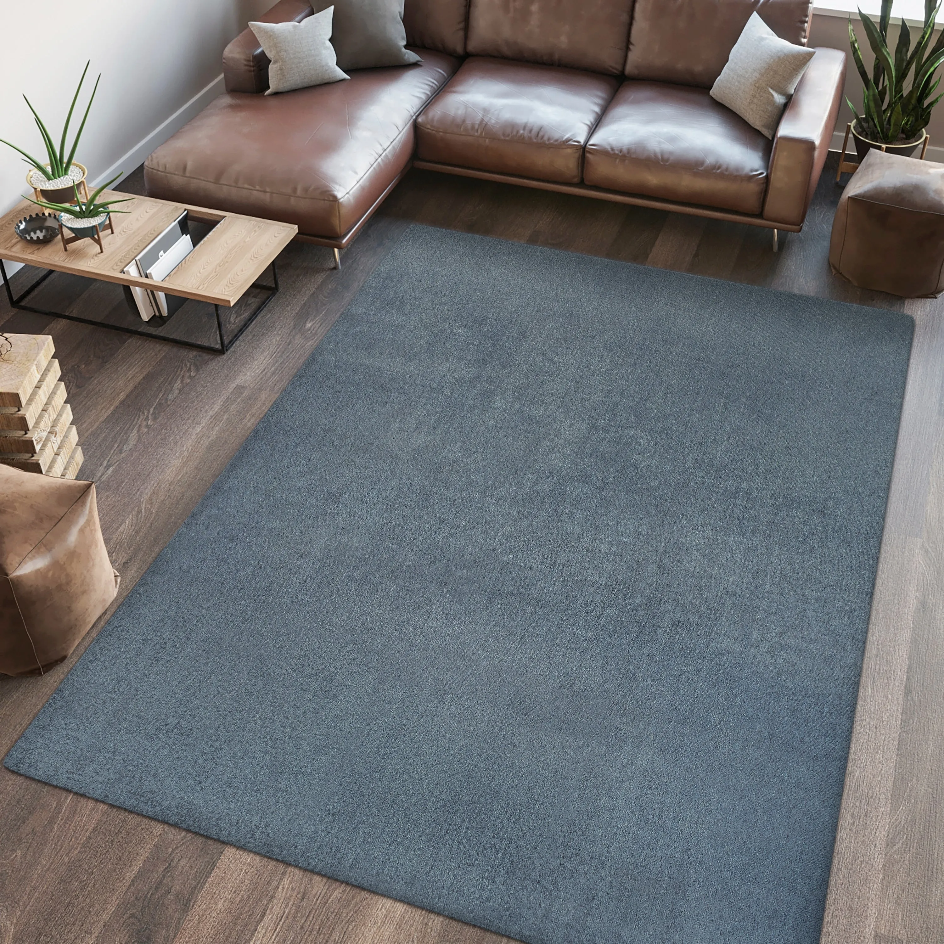 JONATHAN Y Fawning Classic Solid Low-Pile Machine-Washable Terra Area Rug