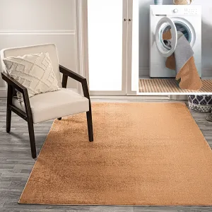 JONATHAN Y Fawning Classic Solid Low-Pile Machine-Washable Terra Area Rug