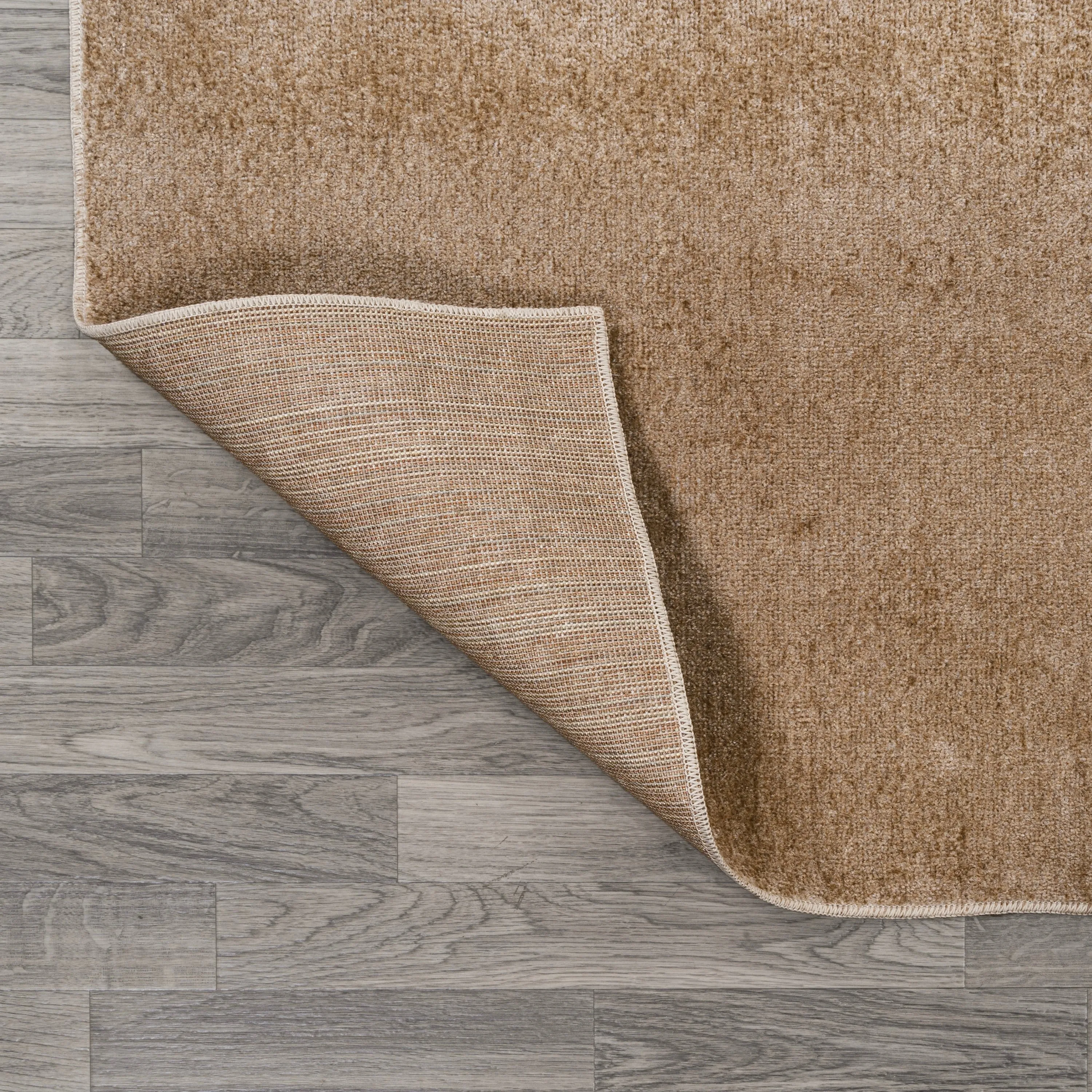 JONATHAN Y Fawning Classic Solid Low-Pile Machine-Washable Terra Area Rug