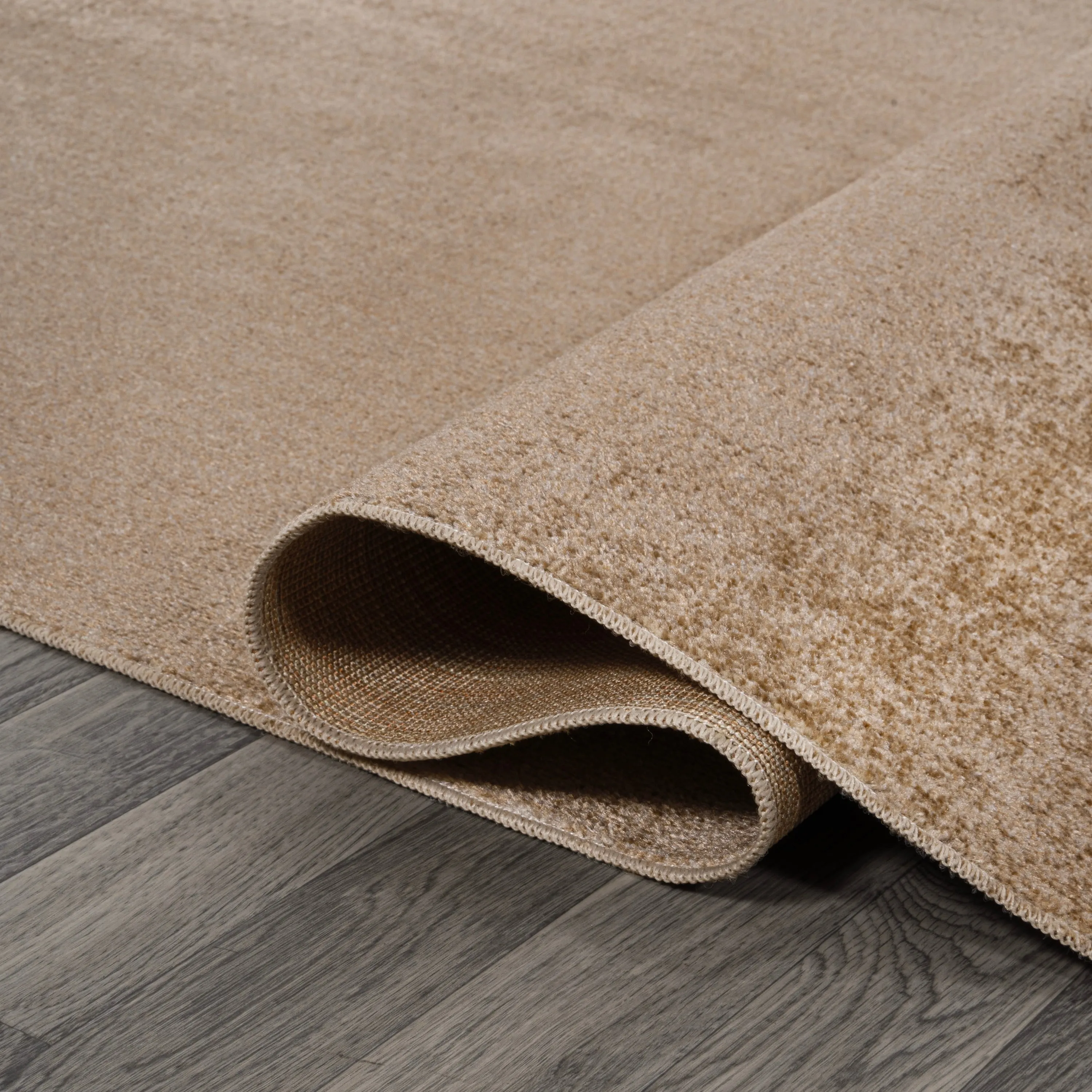 JONATHAN Y Fawning Classic Solid Low-Pile Machine-Washable Terra Area Rug