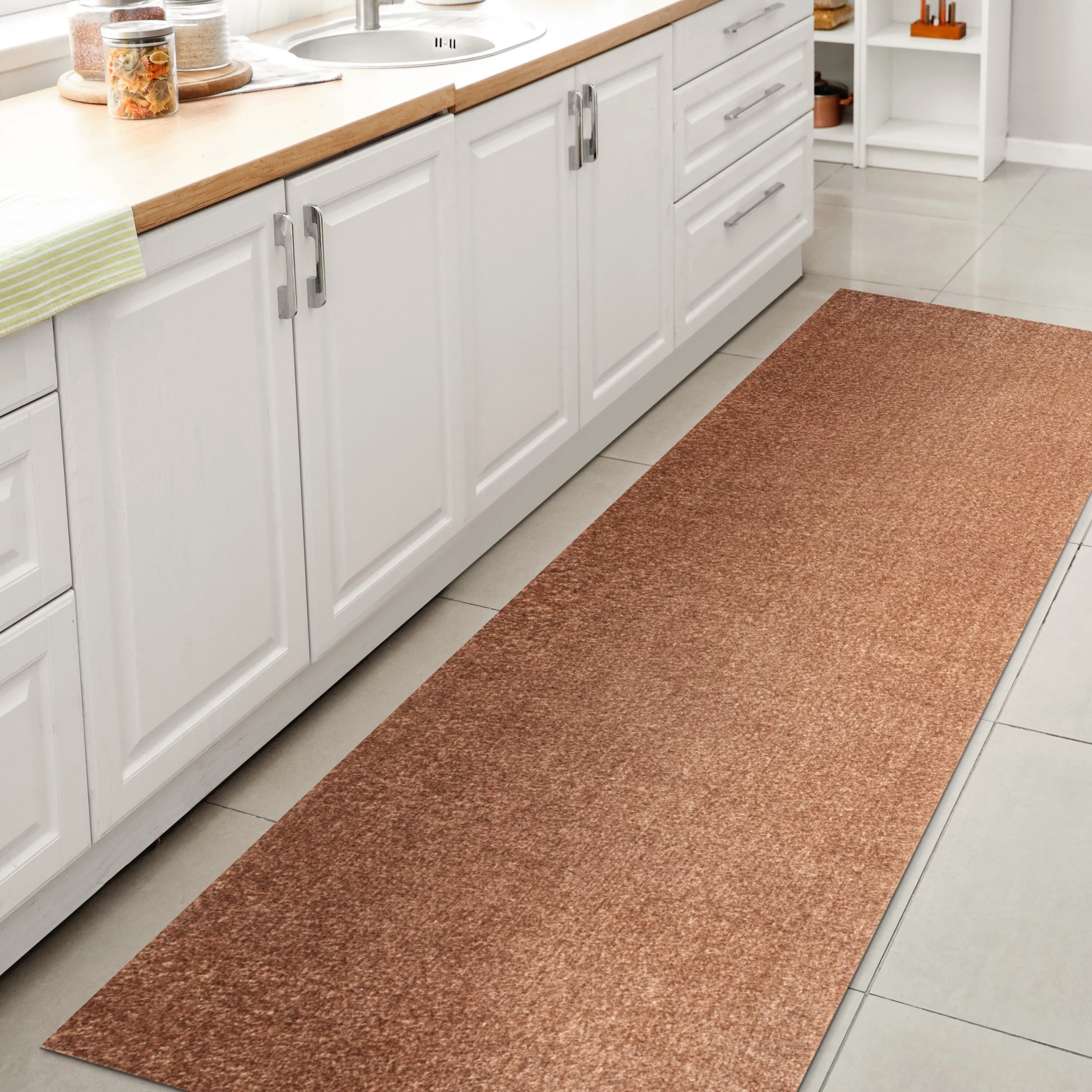 JONATHAN Y Fawning Classic Solid Low-Pile Machine-Washable Terra Area Rug