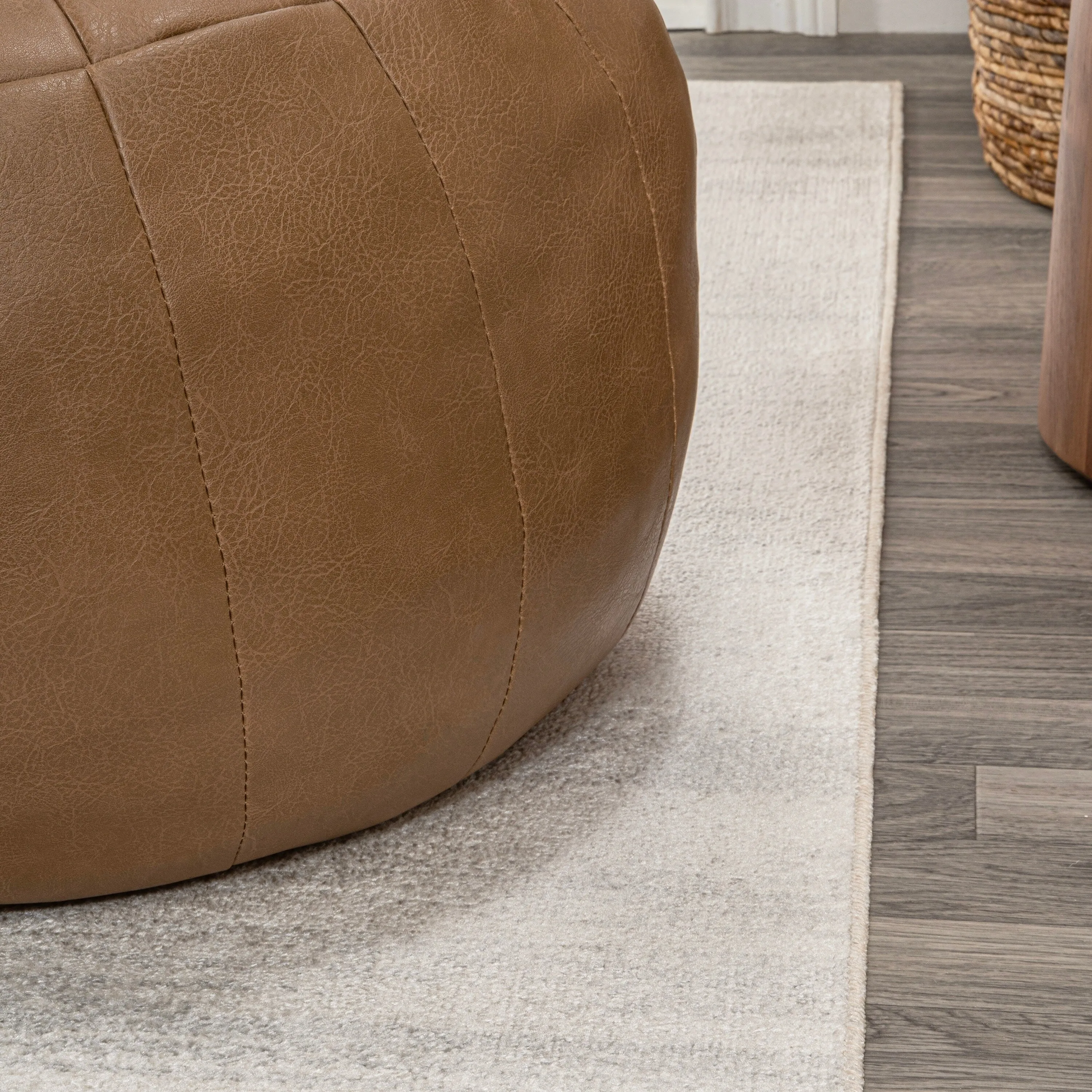 JONATHAN Y Hiero Geometric Modern Low-Pile Machine-Washable Cream/Terra Area Rug