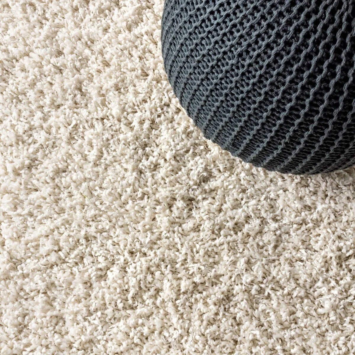 JONATHAN Y Modern Shag Plush Area Rug