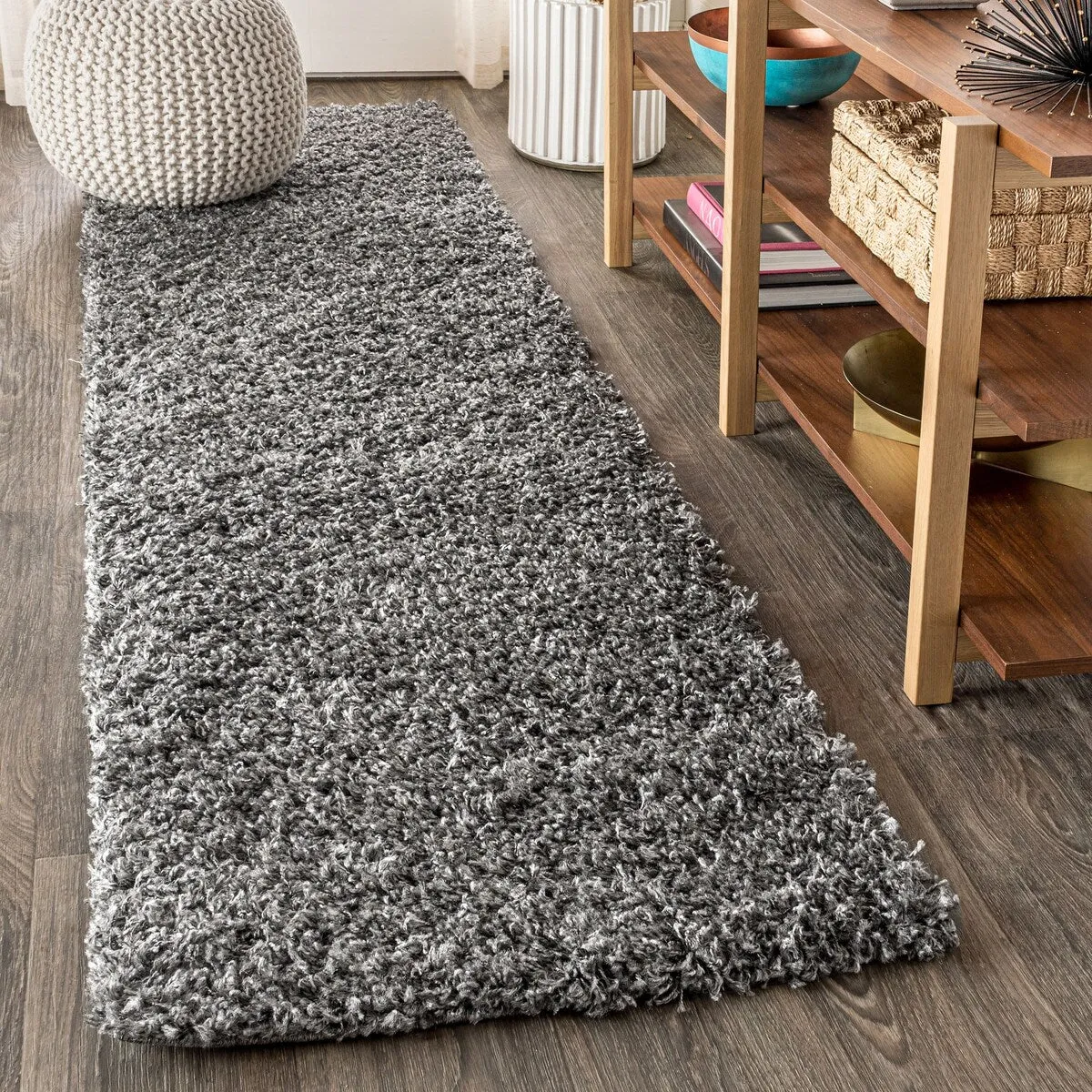 JONATHAN Y Modern Shag Plush Area Rug