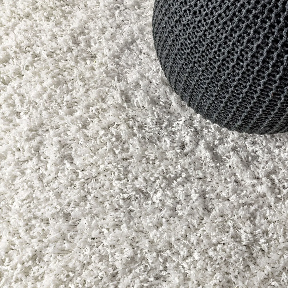 JONATHAN Y Modern Shag Plush Area Rug