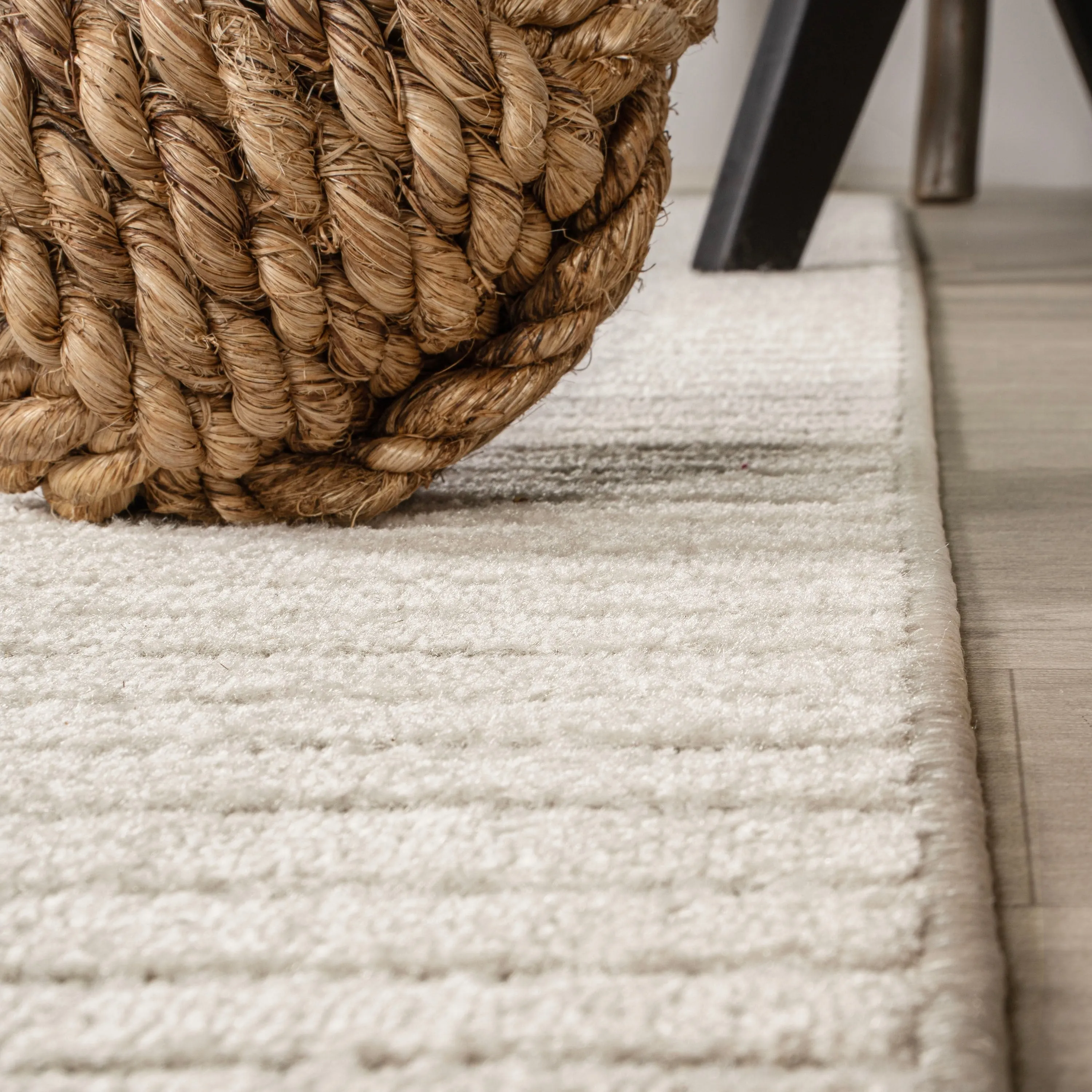 JONATHAN Y Odense Minimalist Curve Geometric Gray/Ivory Area Rug