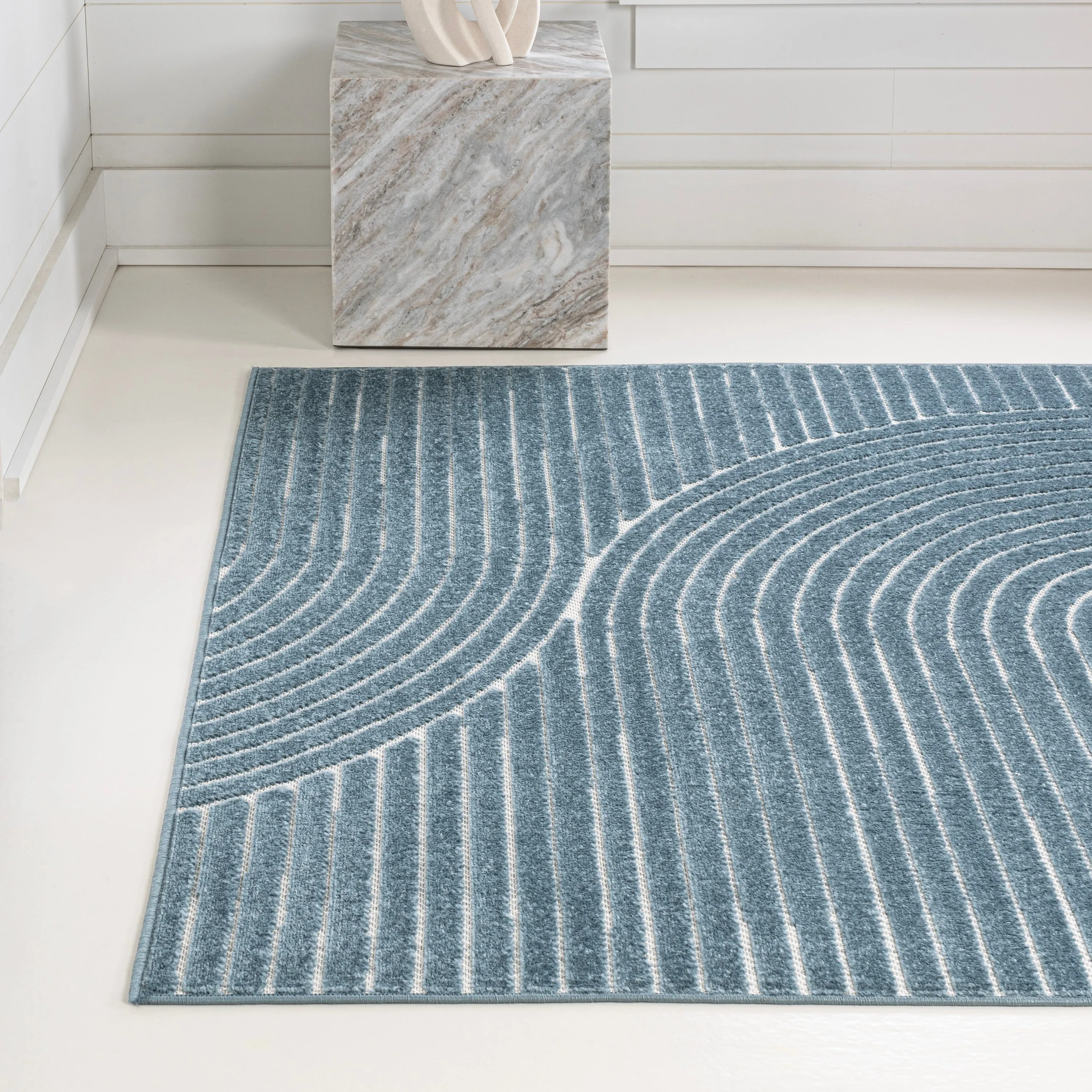 JONATHAN Y Odense Minimalist Curve Geometric Gray/Ivory Area Rug