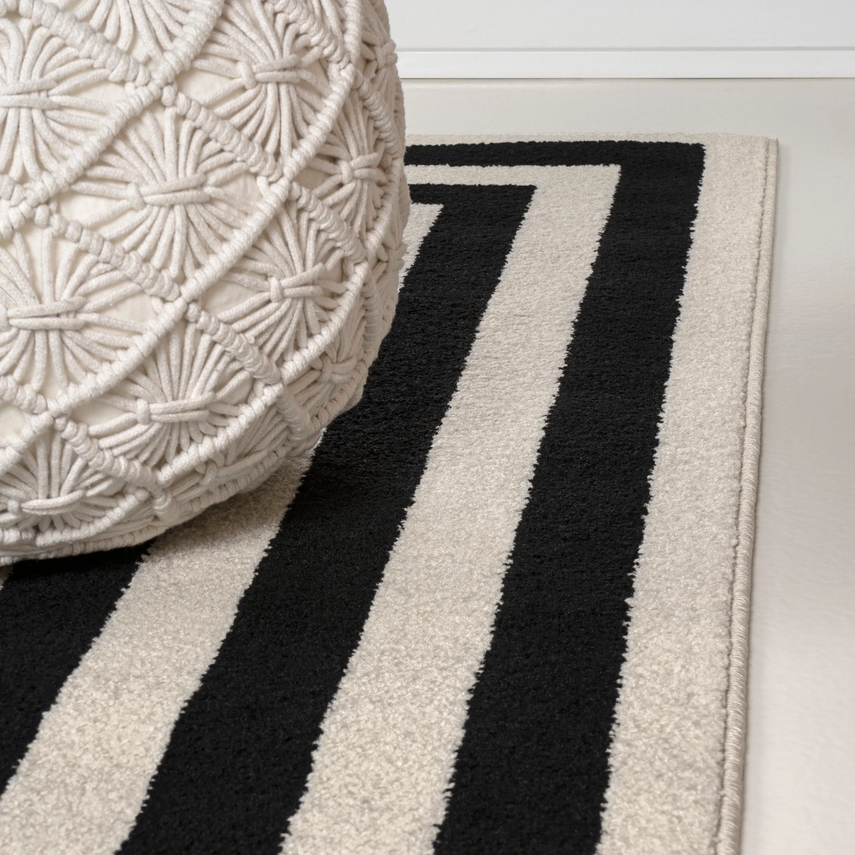 JONATHAN Y Olivier Modern Classic Mitre Stripe Brown/Ivory Rug
