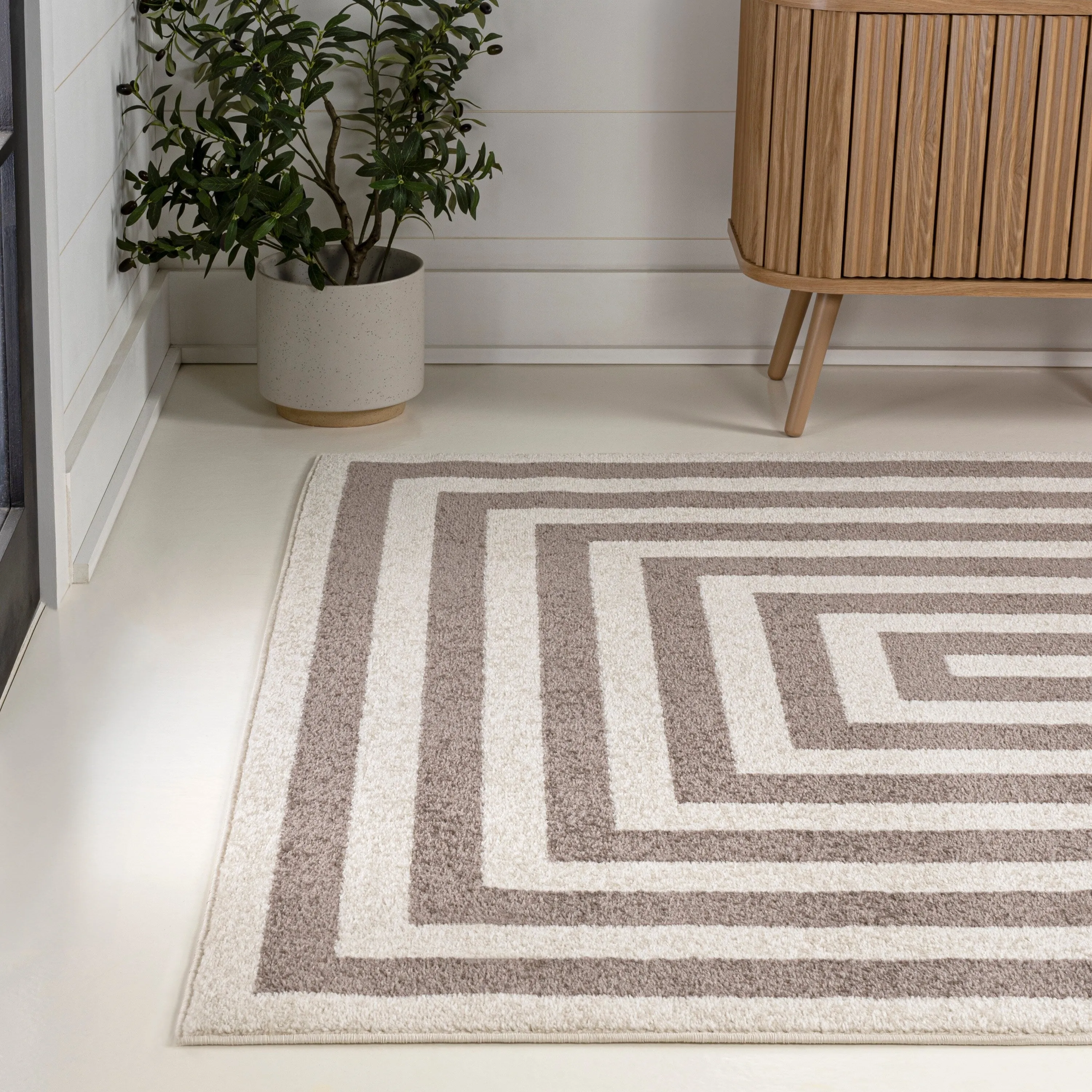 JONATHAN Y Olivier Modern Classic Mitre Stripe Brown/Ivory Rug