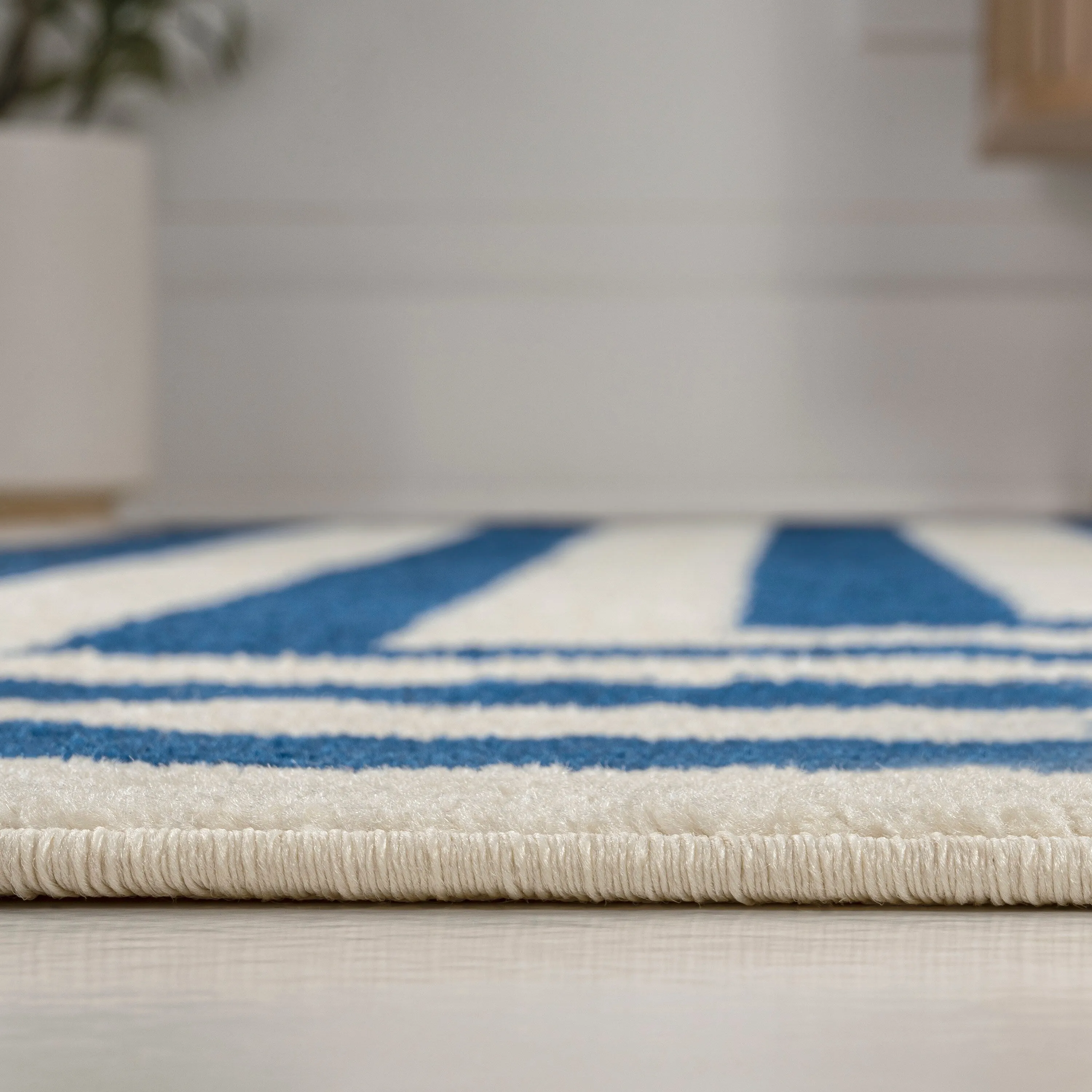 JONATHAN Y Olivier Modern Classic Mitre Stripe Brown/Ivory Rug