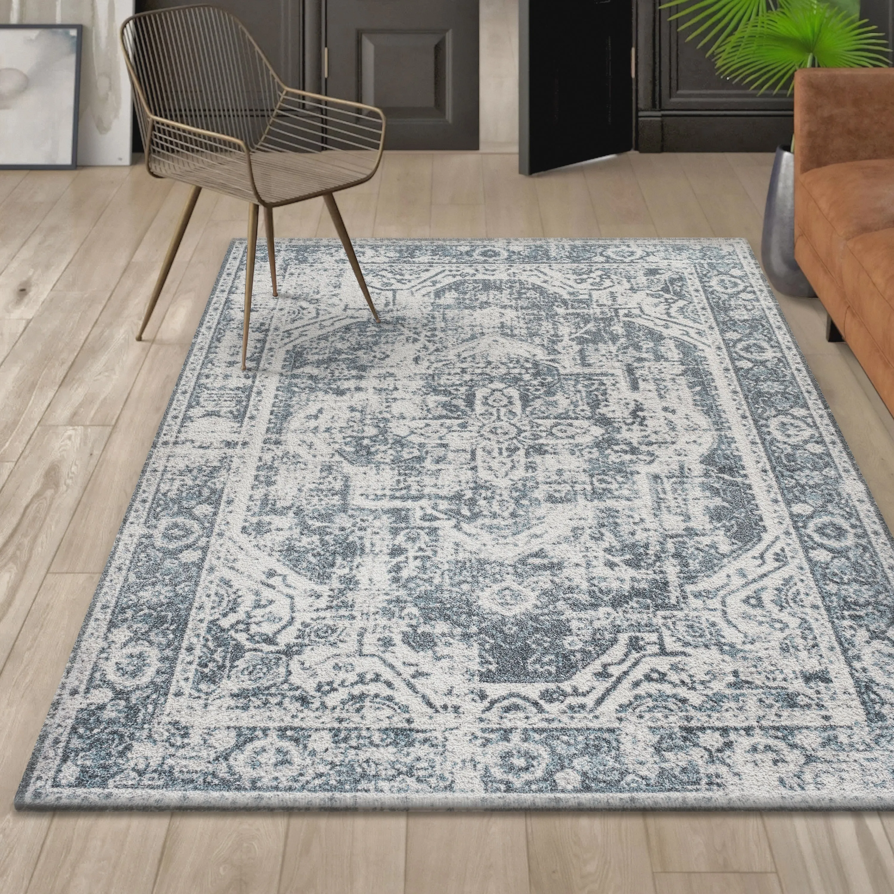 JONATHAN Y Pavel Bold Distressed Medallion Low-Pile Machine-Washable Area Rug