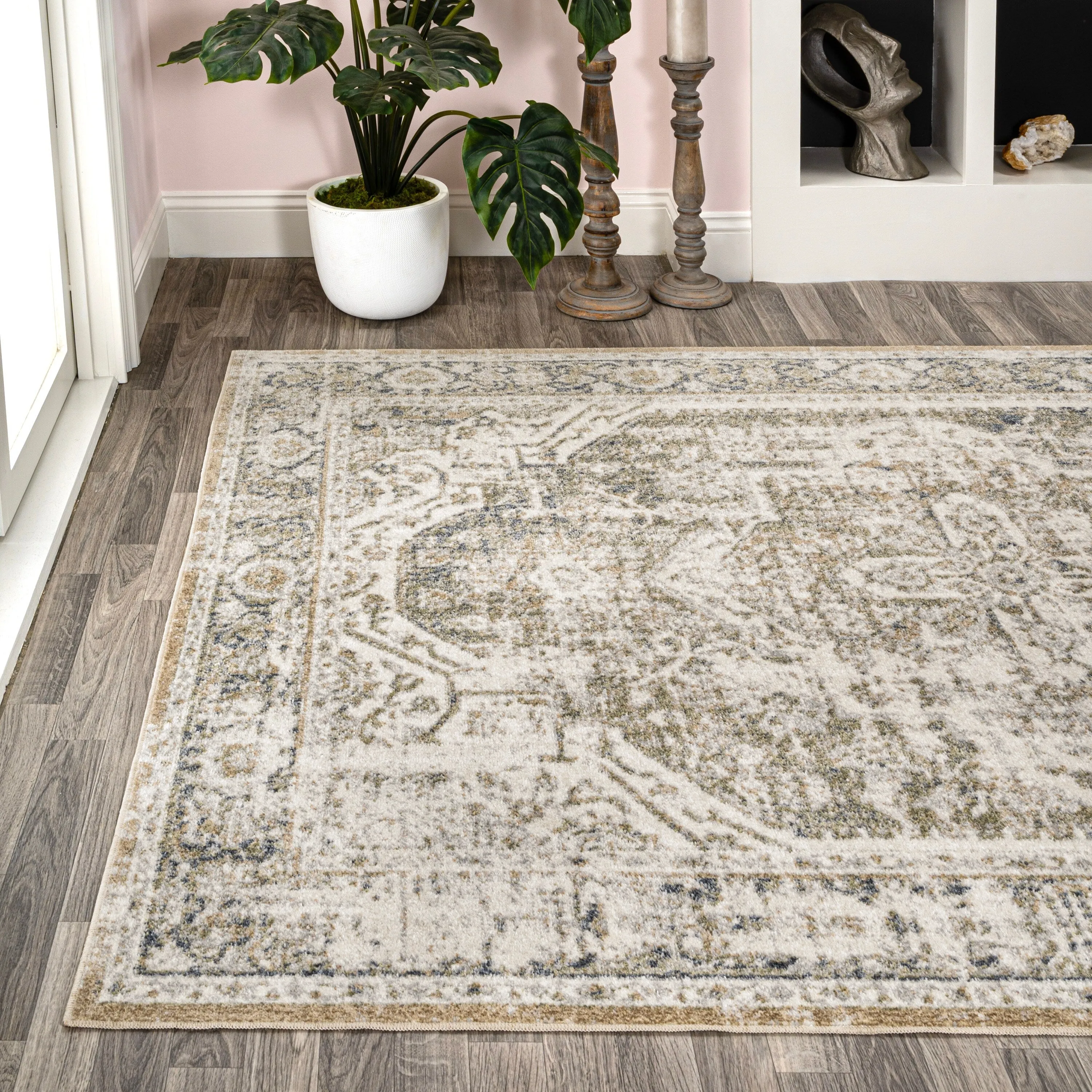 JONATHAN Y Pavel Bold Distressed Medallion Low-Pile Machine-Washable Area Rug