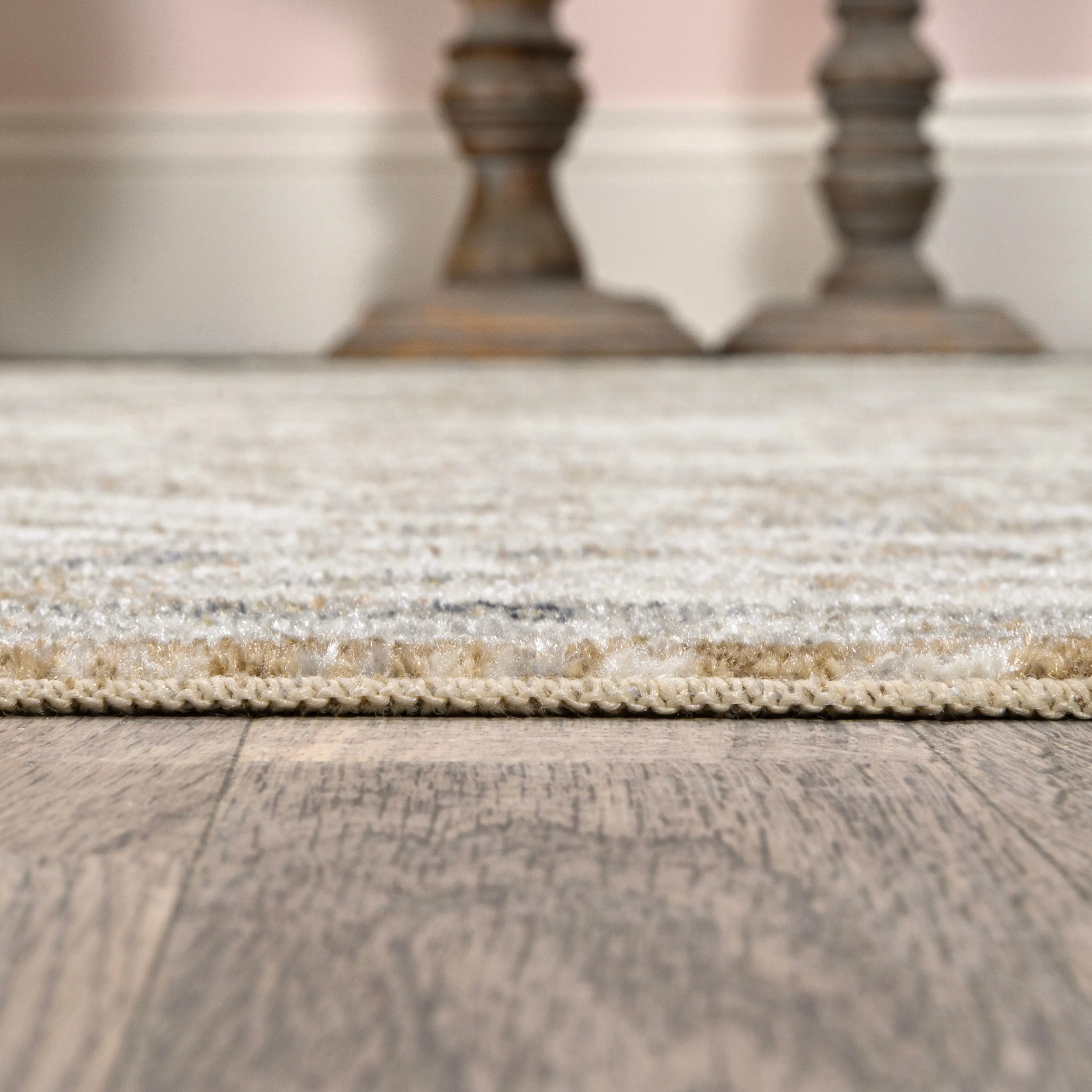 JONATHAN Y Pavel Bold Distressed Medallion Low-Pile Machine-Washable Area Rug