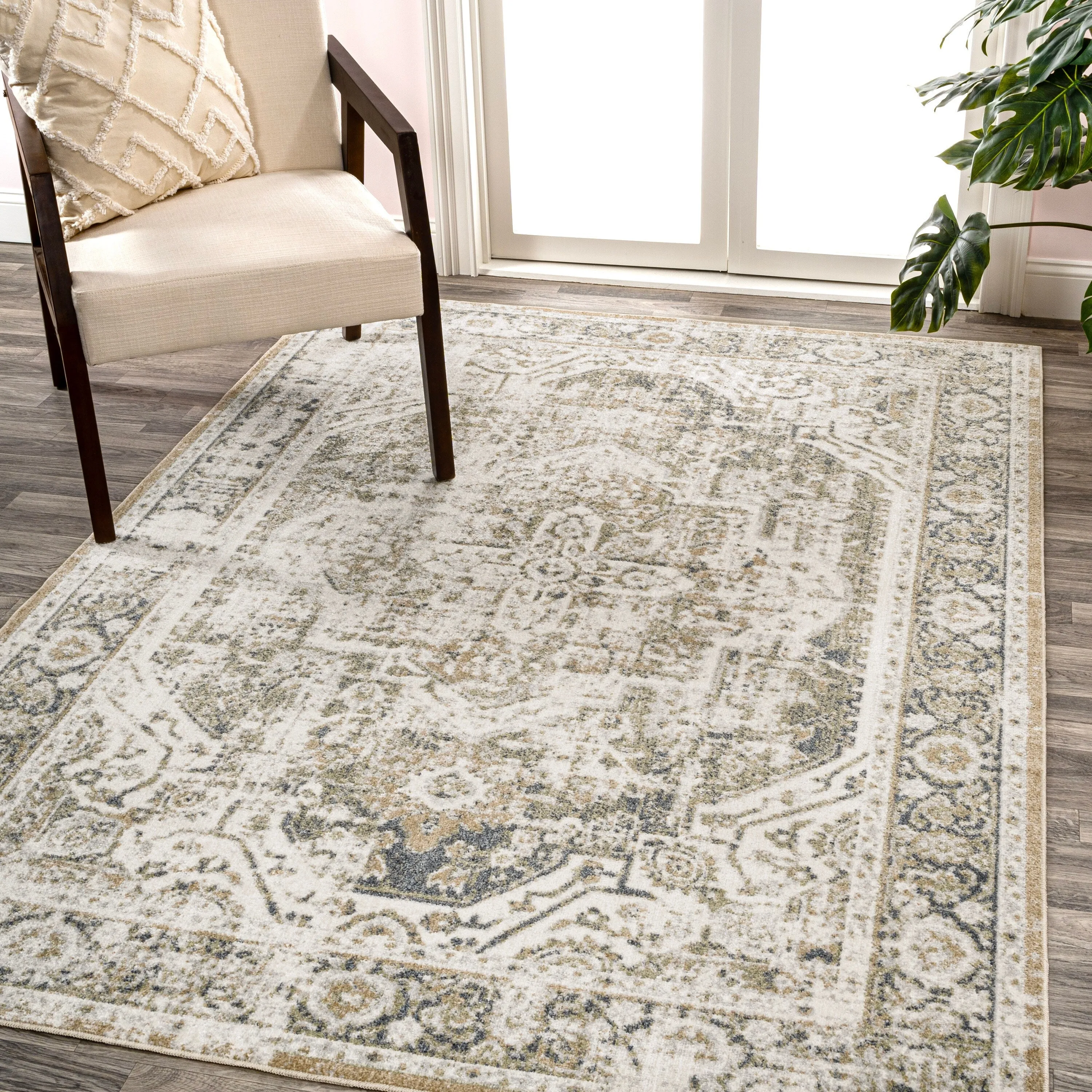 JONATHAN Y Pavel Bold Distressed Medallion Low-Pile Machine-Washable Area Rug