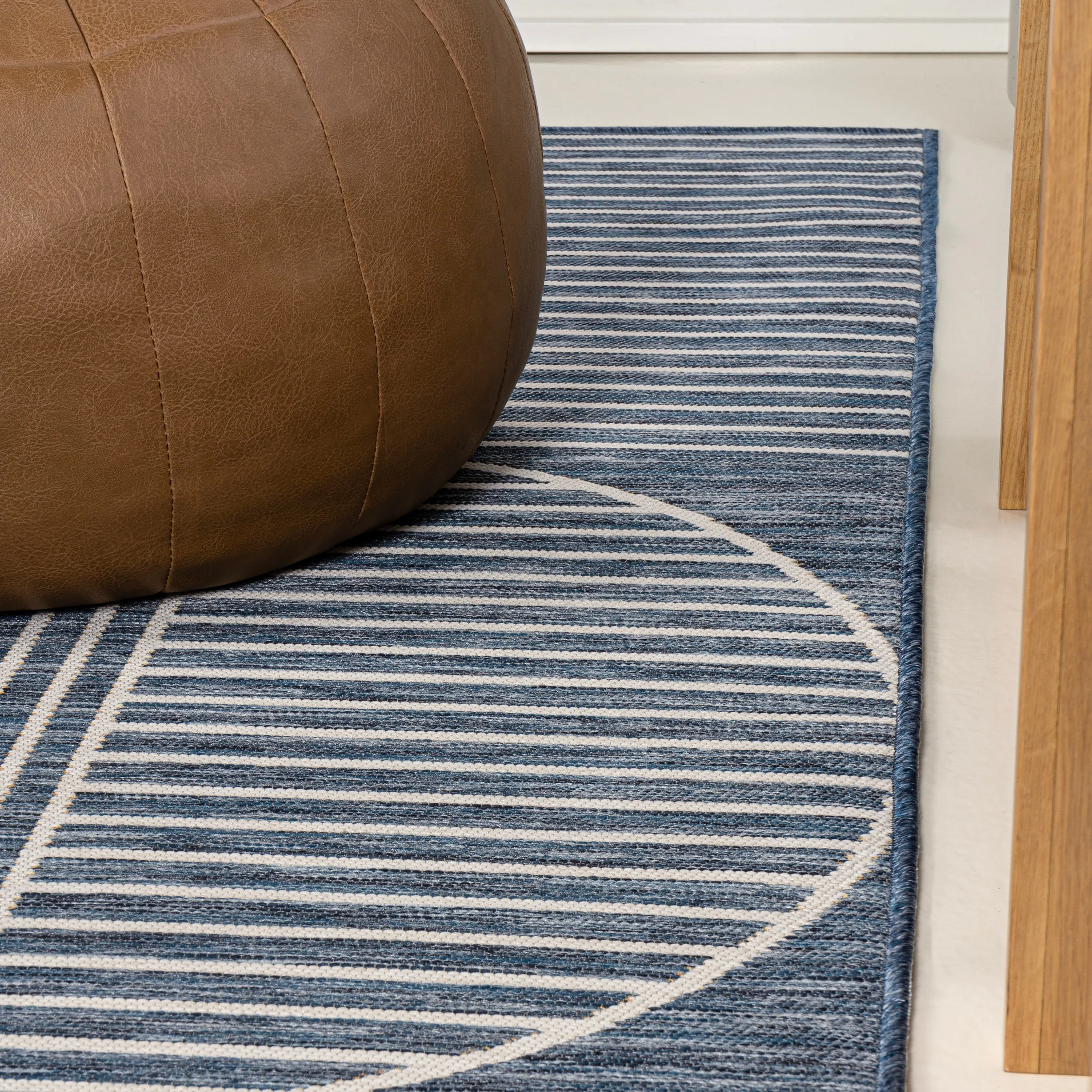 JONATHAN Y Reversible Biot Mid-Century Modern Geometric Lines Machine-Washable Navy/Cream Indoor/Outdoor Area Rug