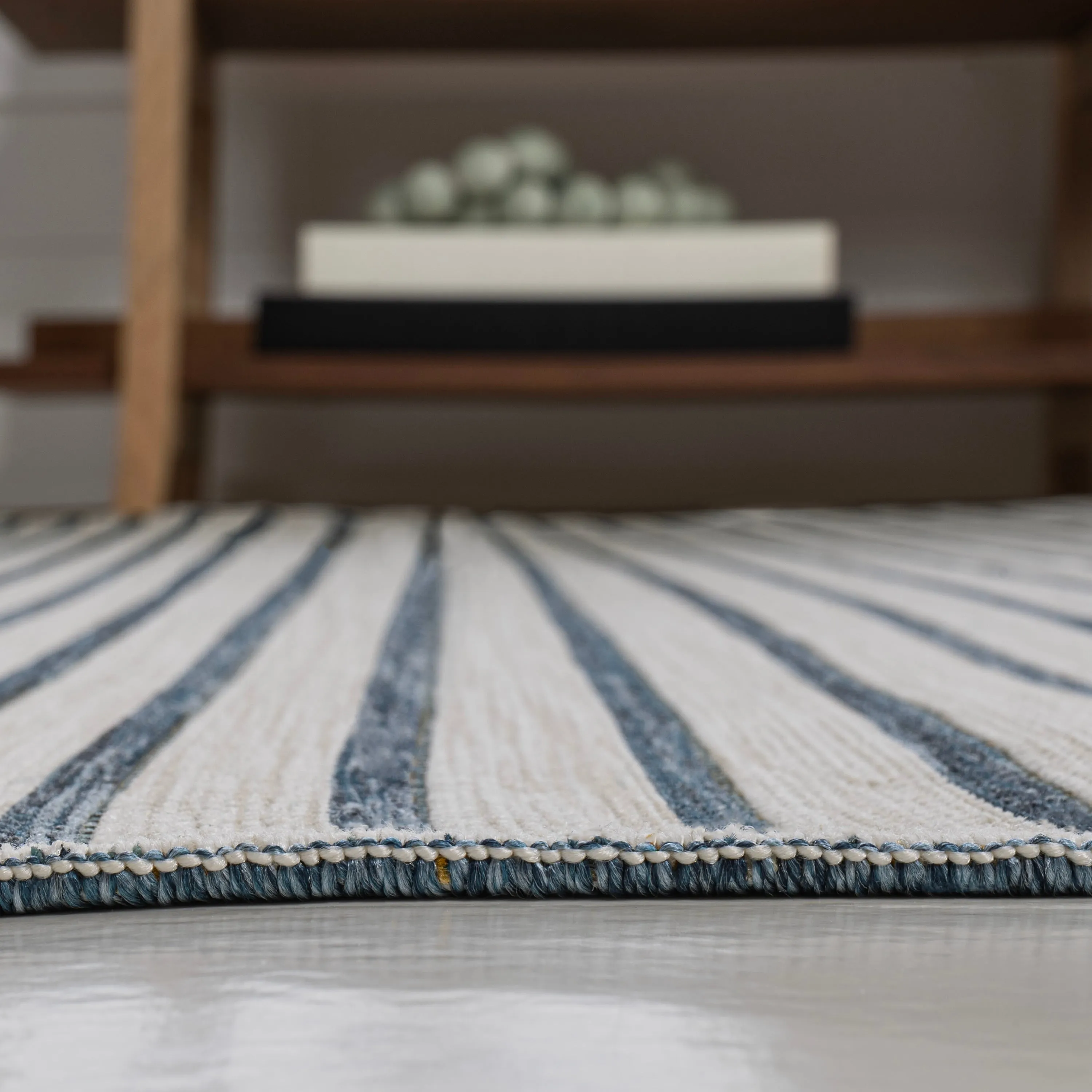 JONATHAN Y Reversible Pollux Classic Coastal Pinstripe Machine-Washable Navy/Cream Indoor/Outdoor Area Rug