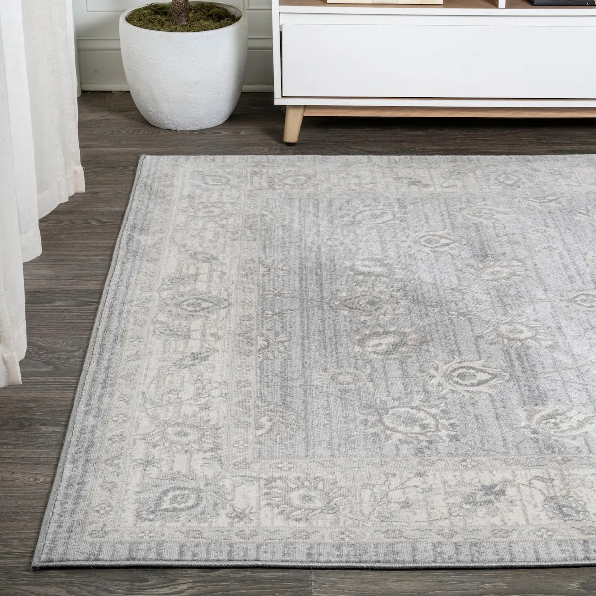 JONATHAN Y Traditional Persian Vintage Moroccan Area Rug