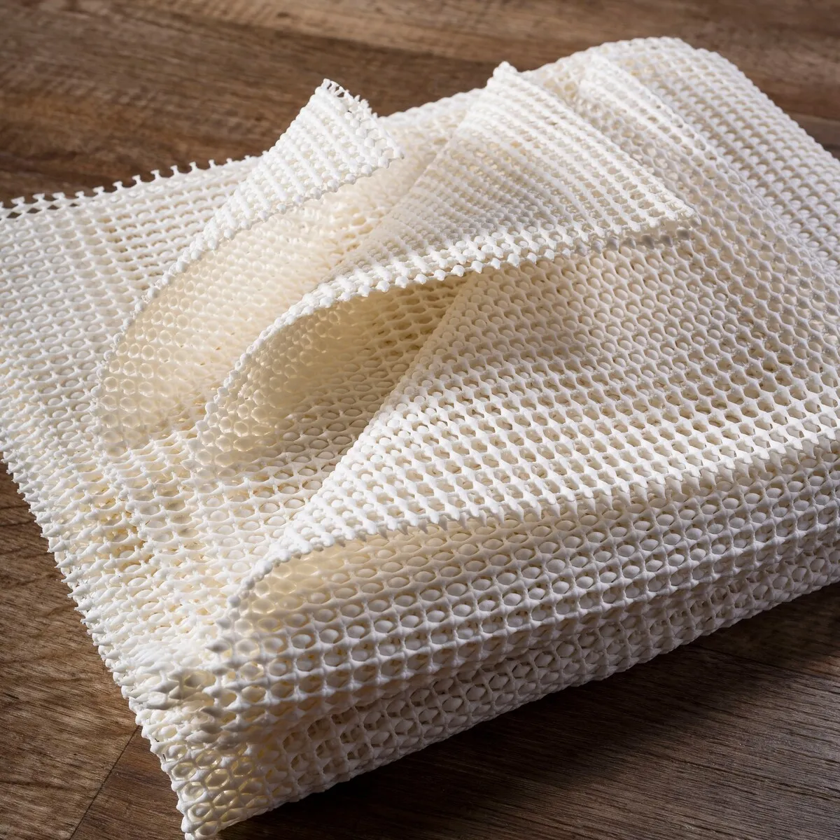 JONATHAN Y Ultra Stop Rug Pad Cream Pad - White
