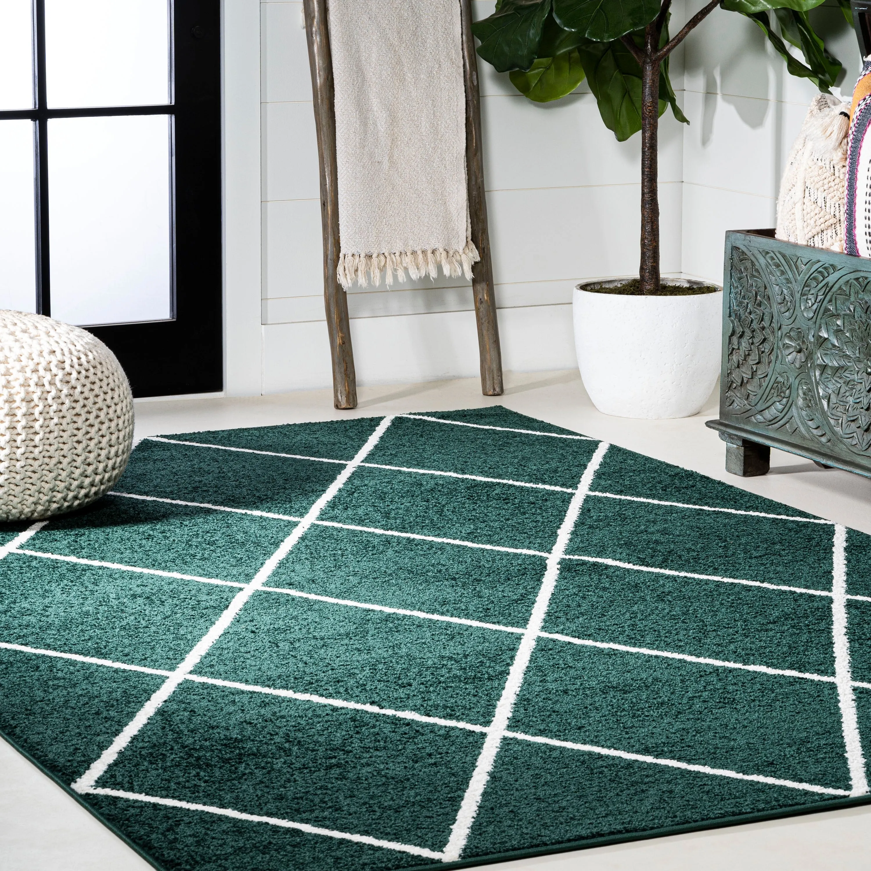 JONATHAN Y Viscon Minimalist Diamond Trellis Area Rug