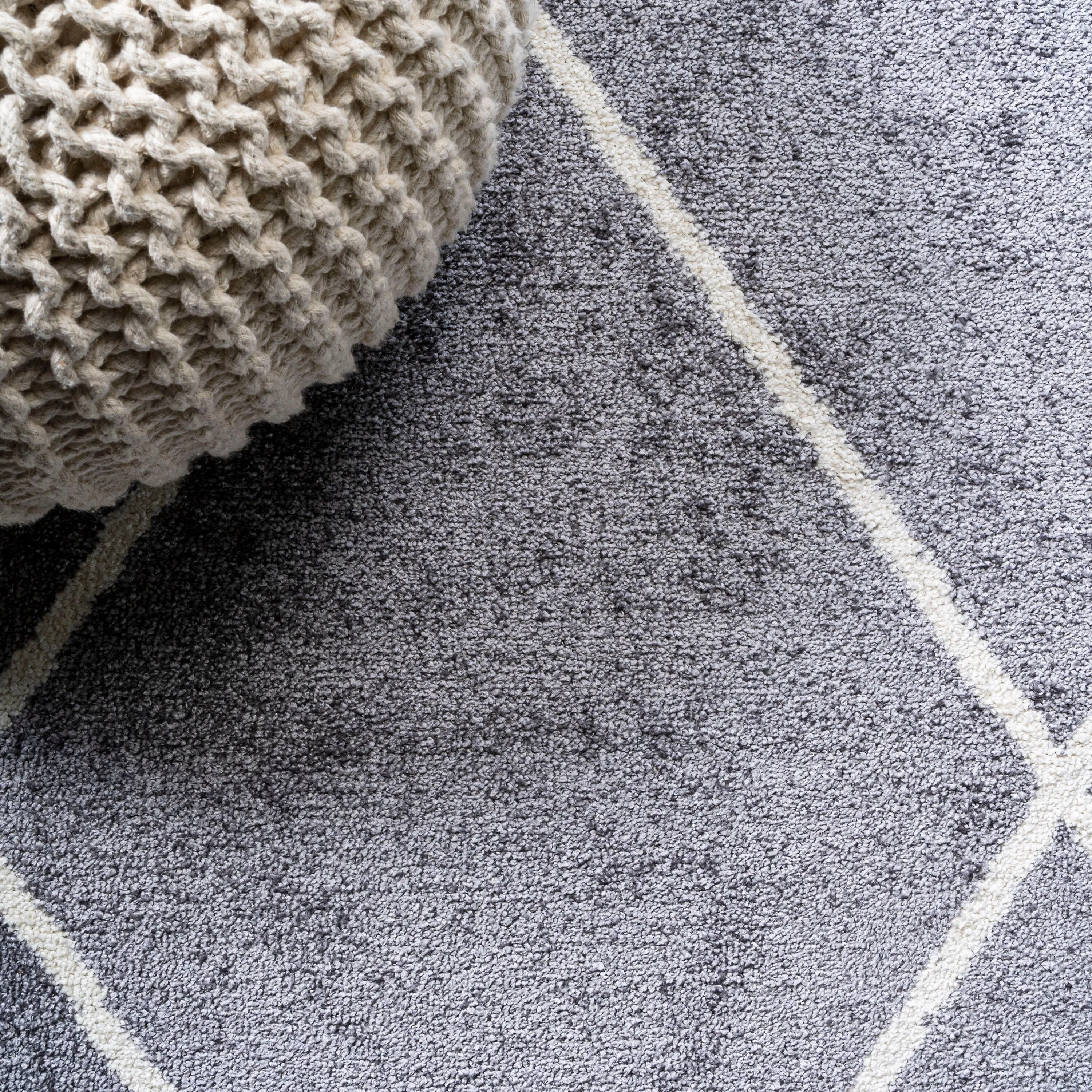 JONATHAN Y Viscon Minimalist Diamond Trellis Area Rug