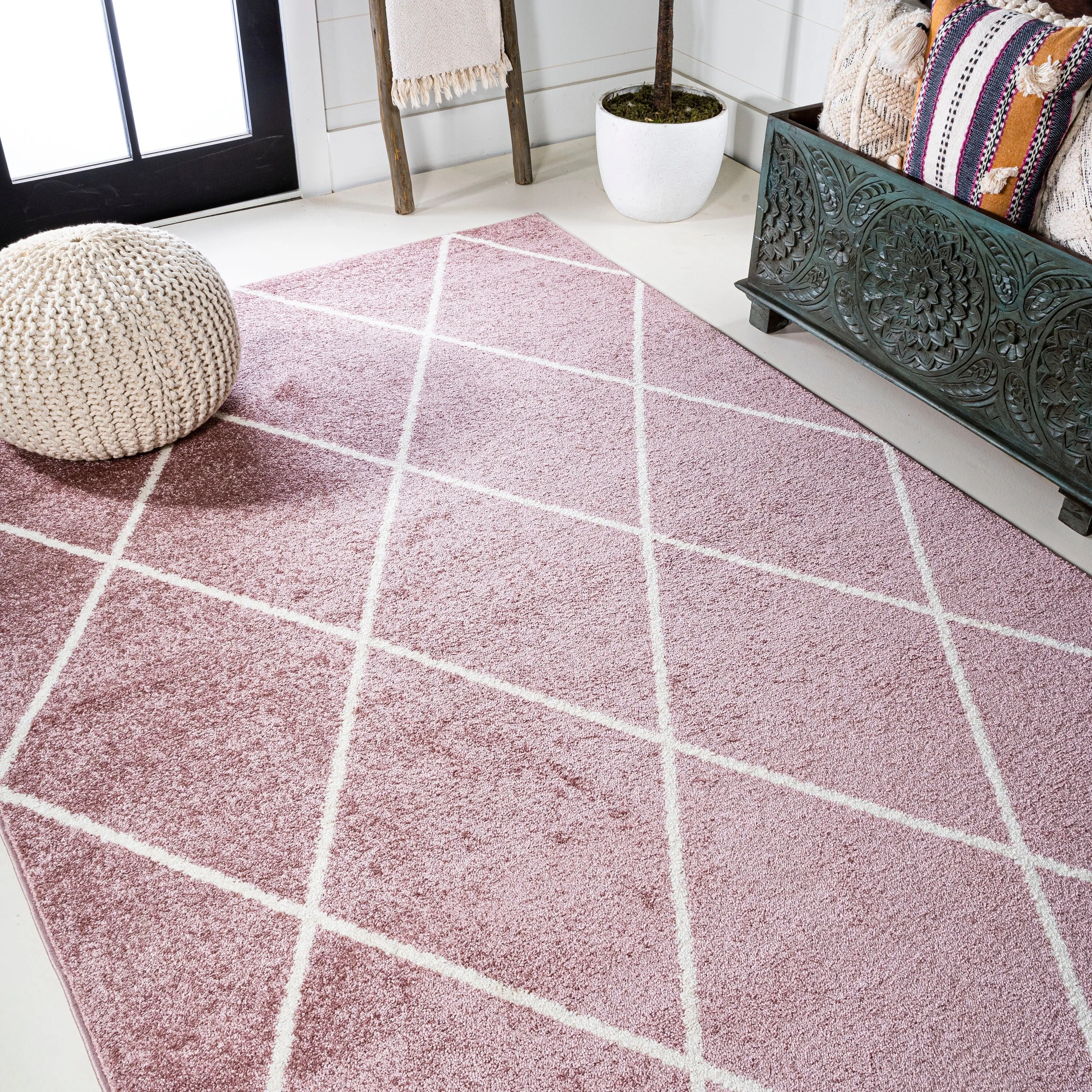 JONATHAN Y Viscon Minimalist Diamond Trellis Area Rug