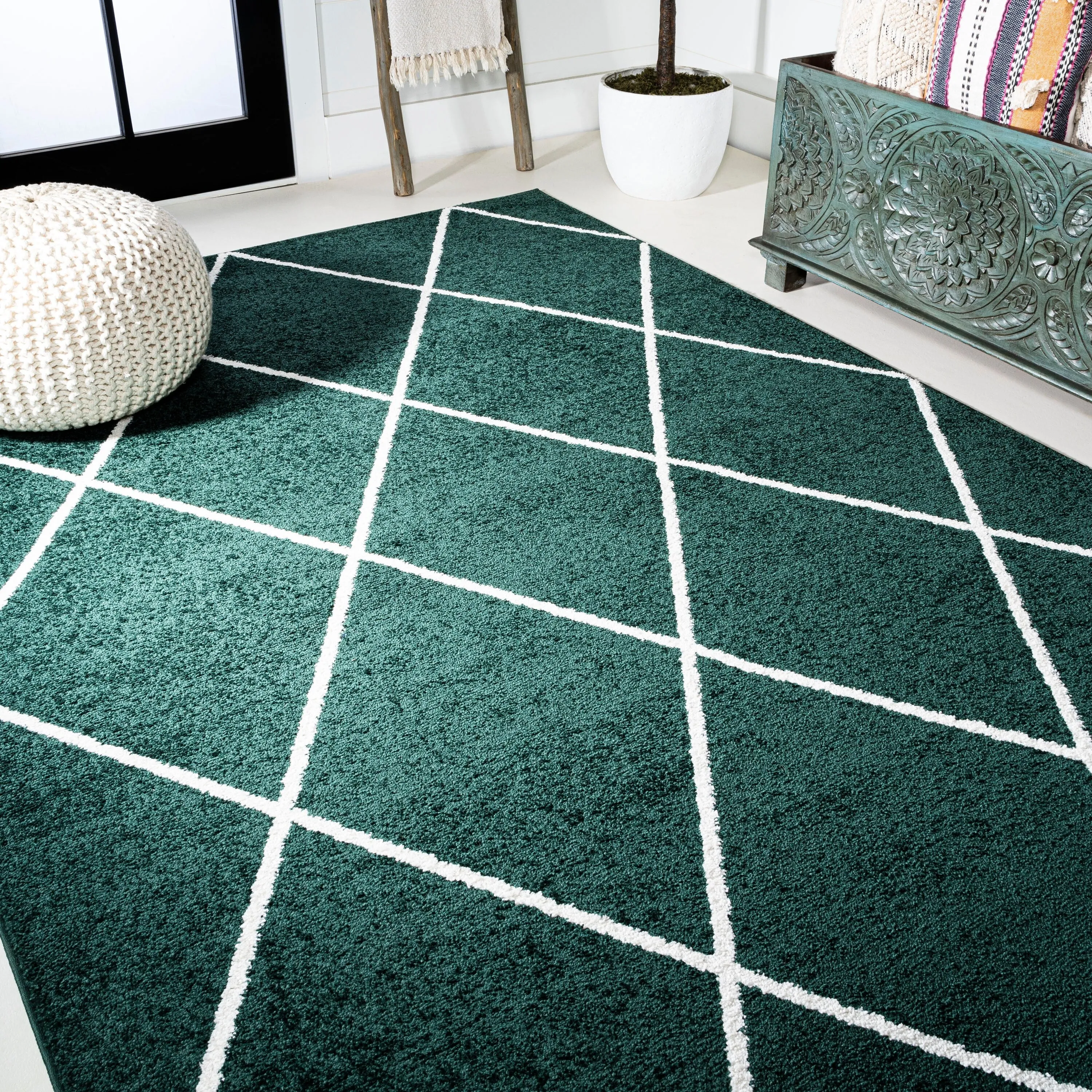 JONATHAN Y Viscon Minimalist Diamond Trellis Area Rug