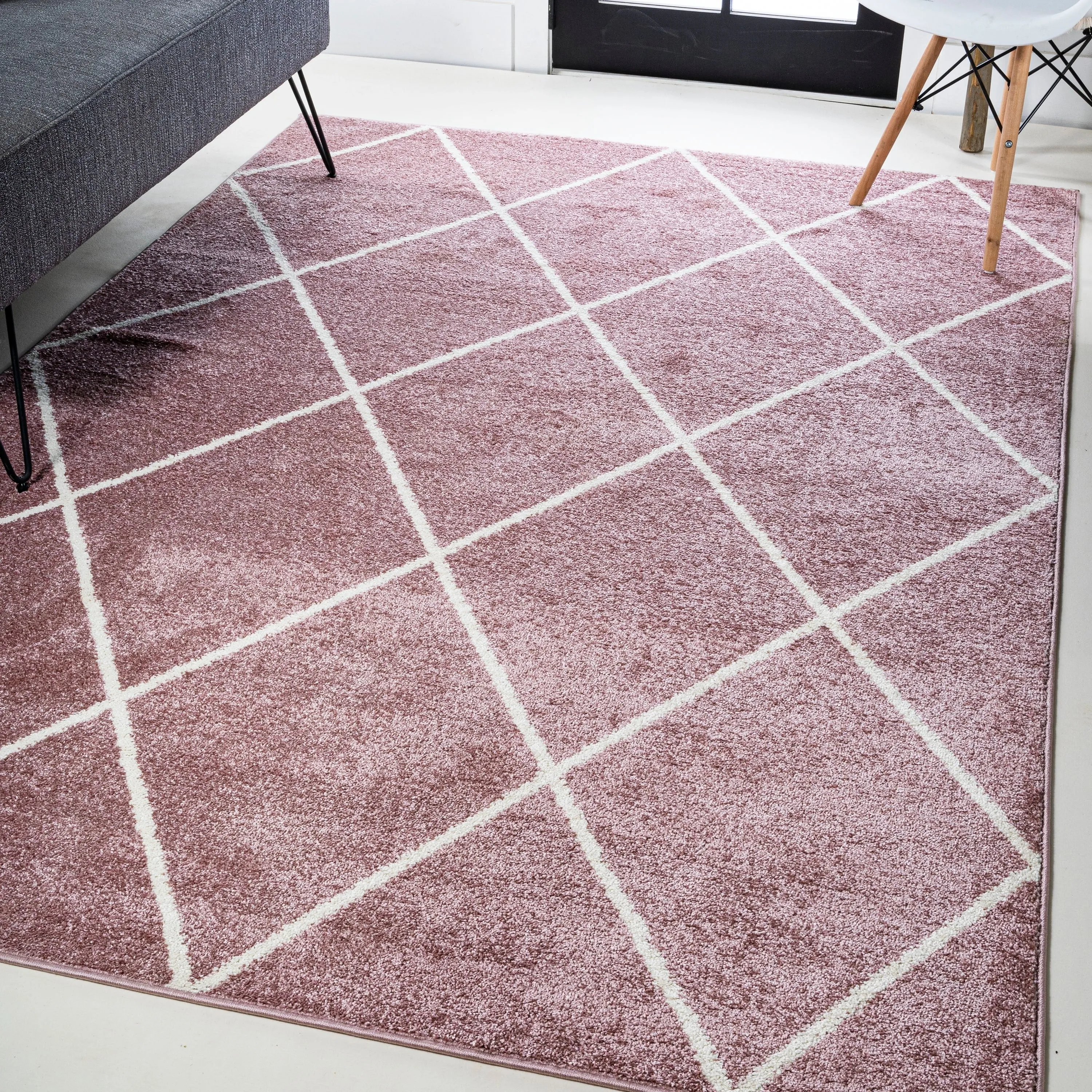 JONATHAN Y Viscon Minimalist Diamond Trellis Area Rug