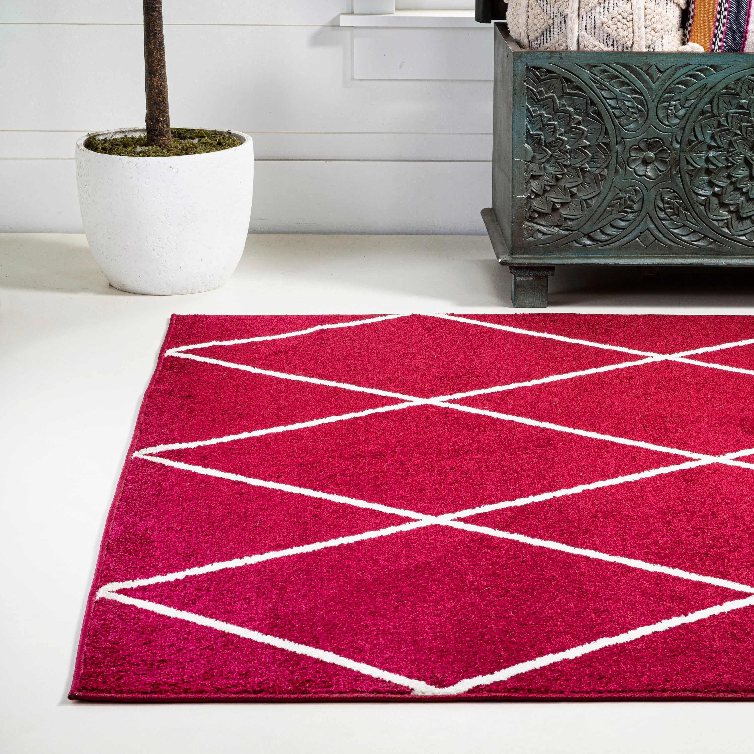 JONATHAN Y Viscon Minimalist Diamond Trellis Area Rug