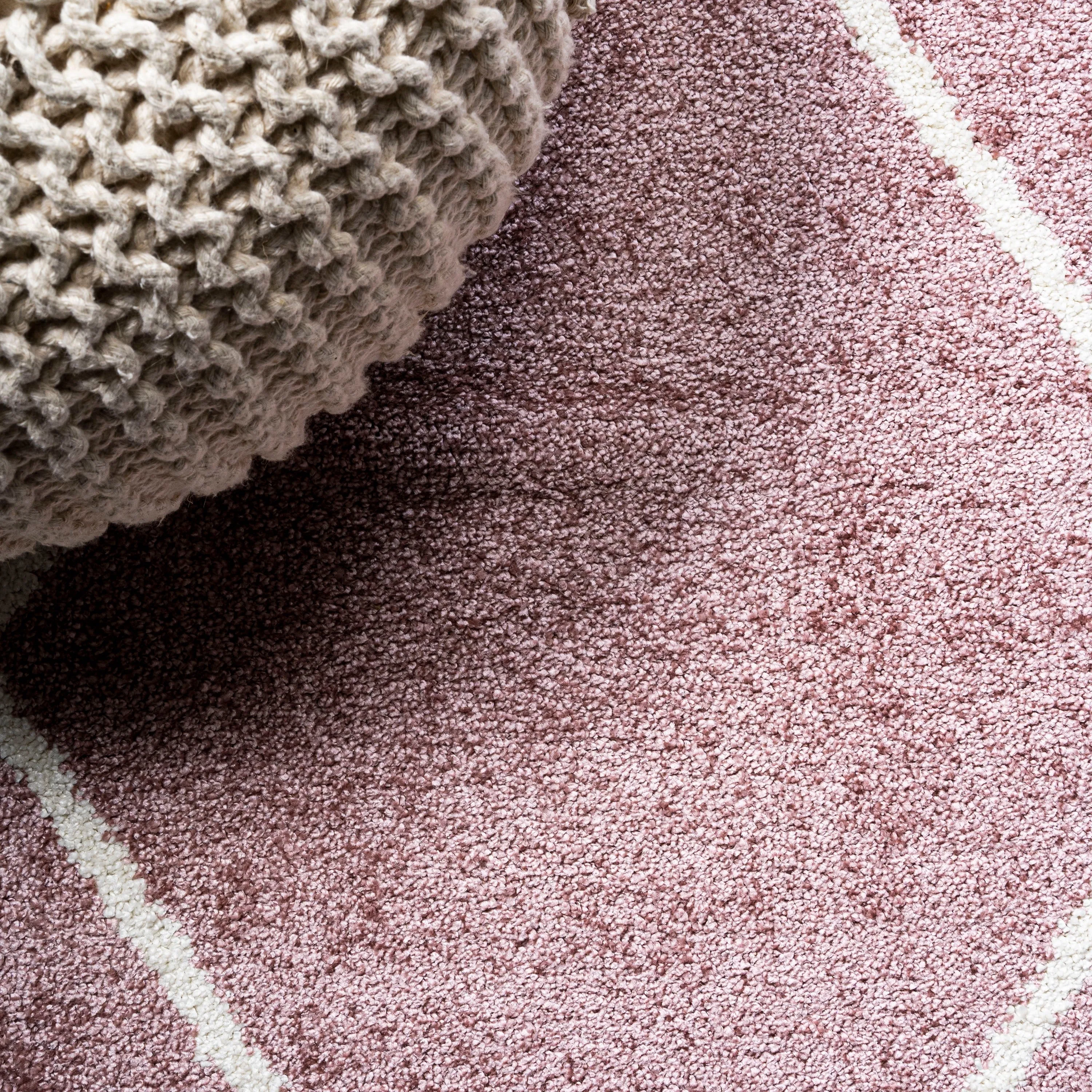 JONATHAN Y Viscon Minimalist Diamond Trellis Area Rug