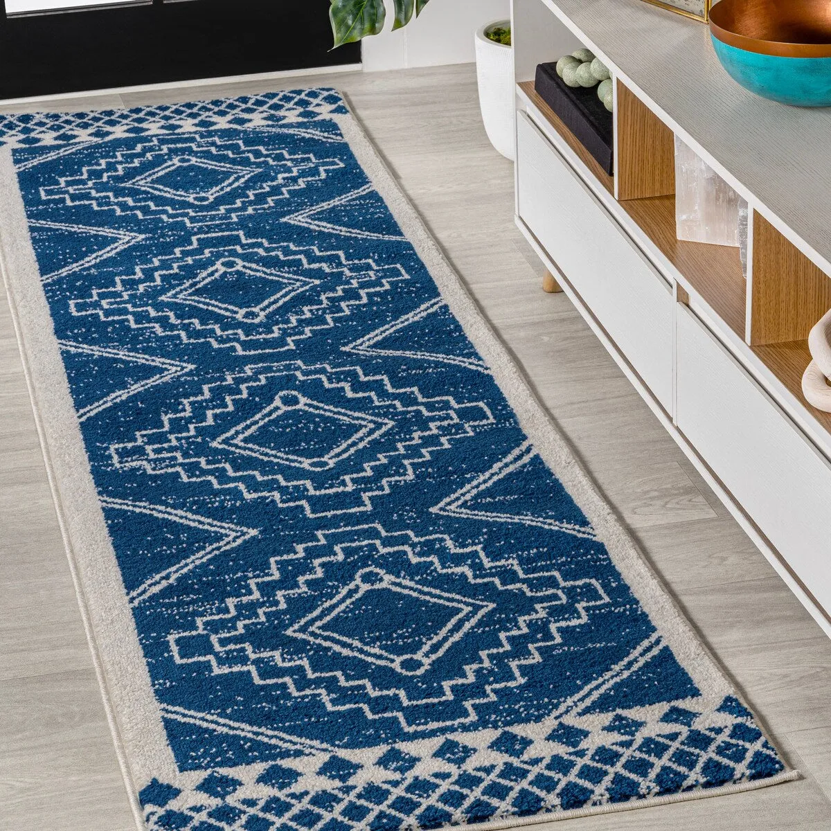 JONATHAN Y Williamsburg Moroccan Beni Souk Area Rug