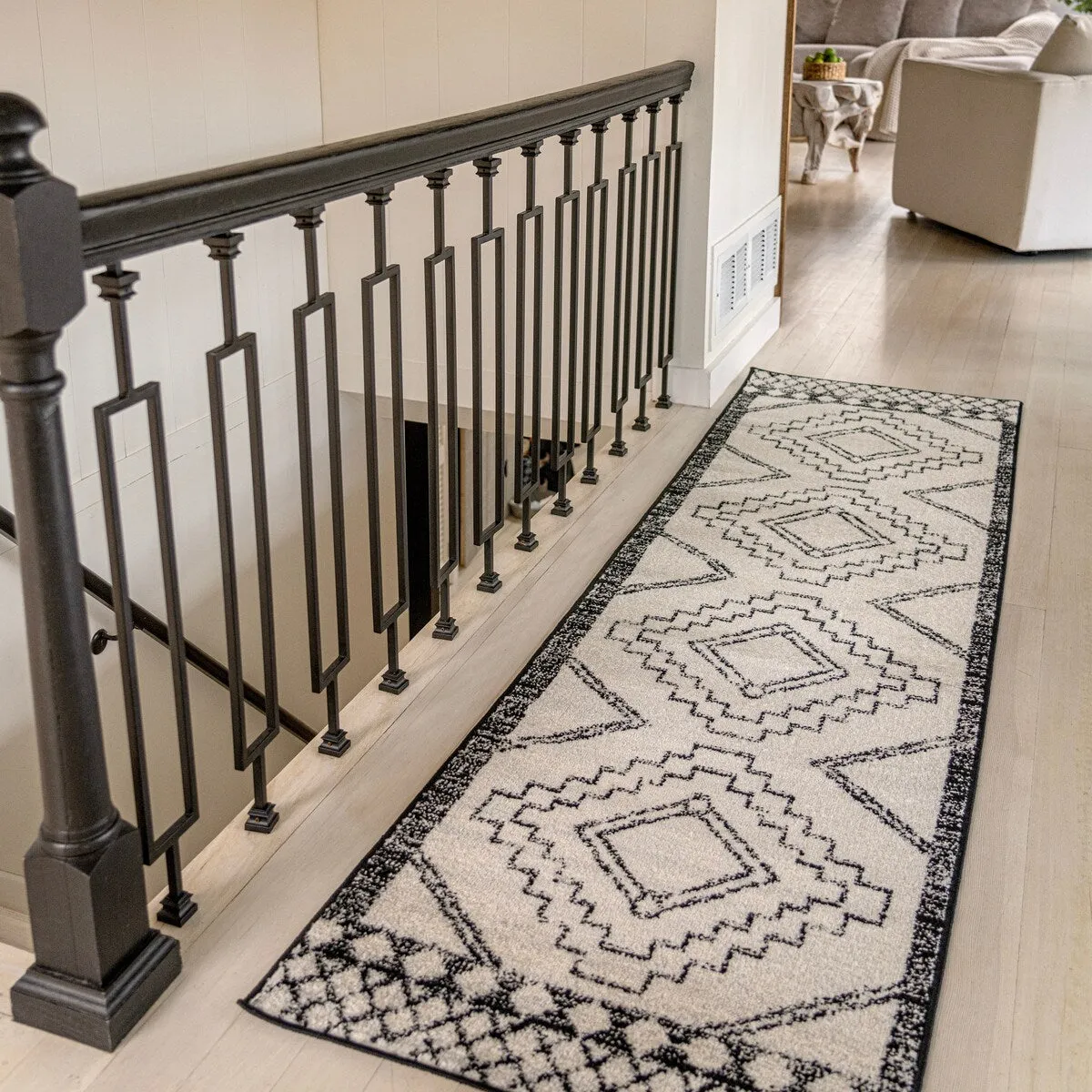 JONATHAN Y Williamsburg Moroccan Beni Souk Area Rug